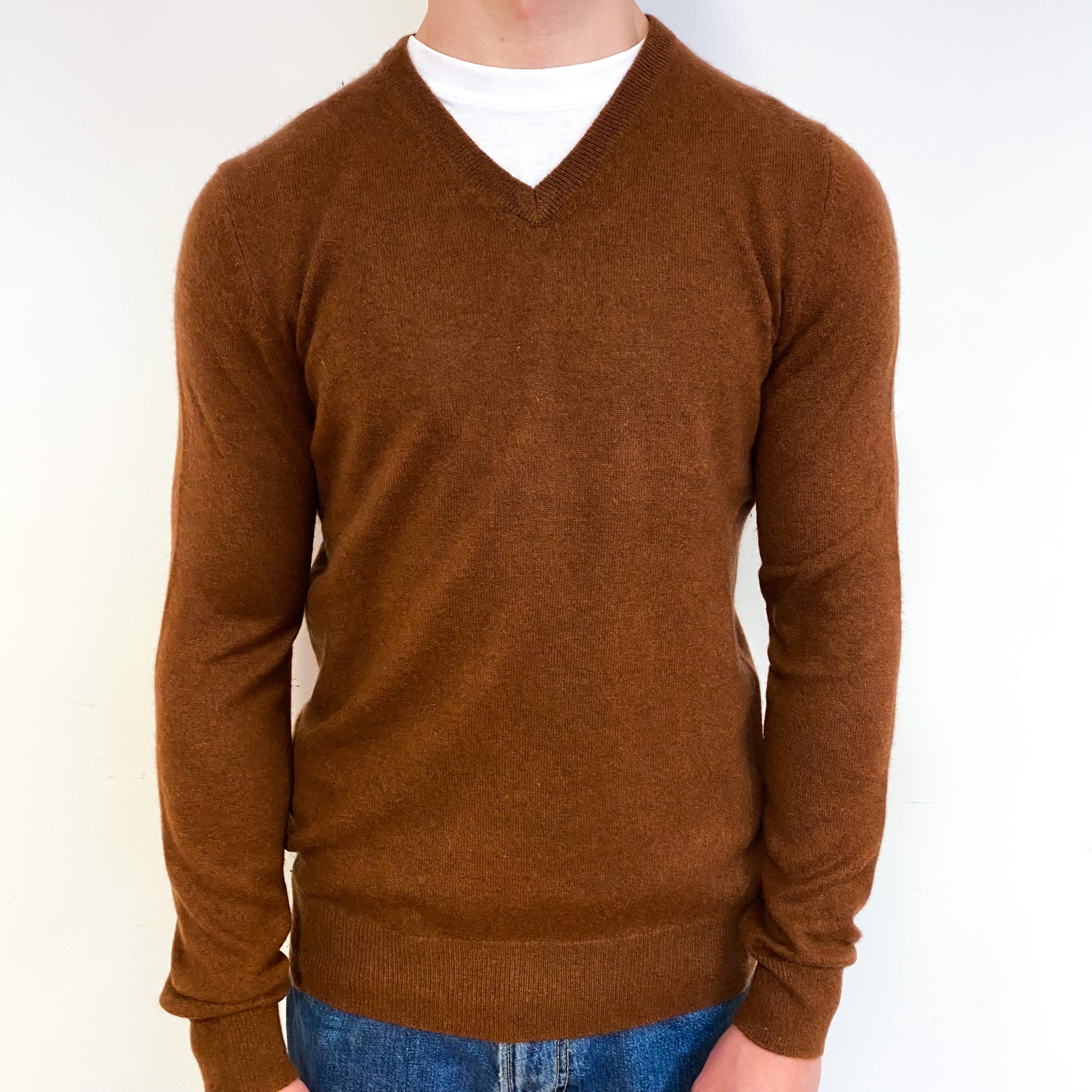 Men's Gingerbread Brown Cashmere V-Neck Jumper Small