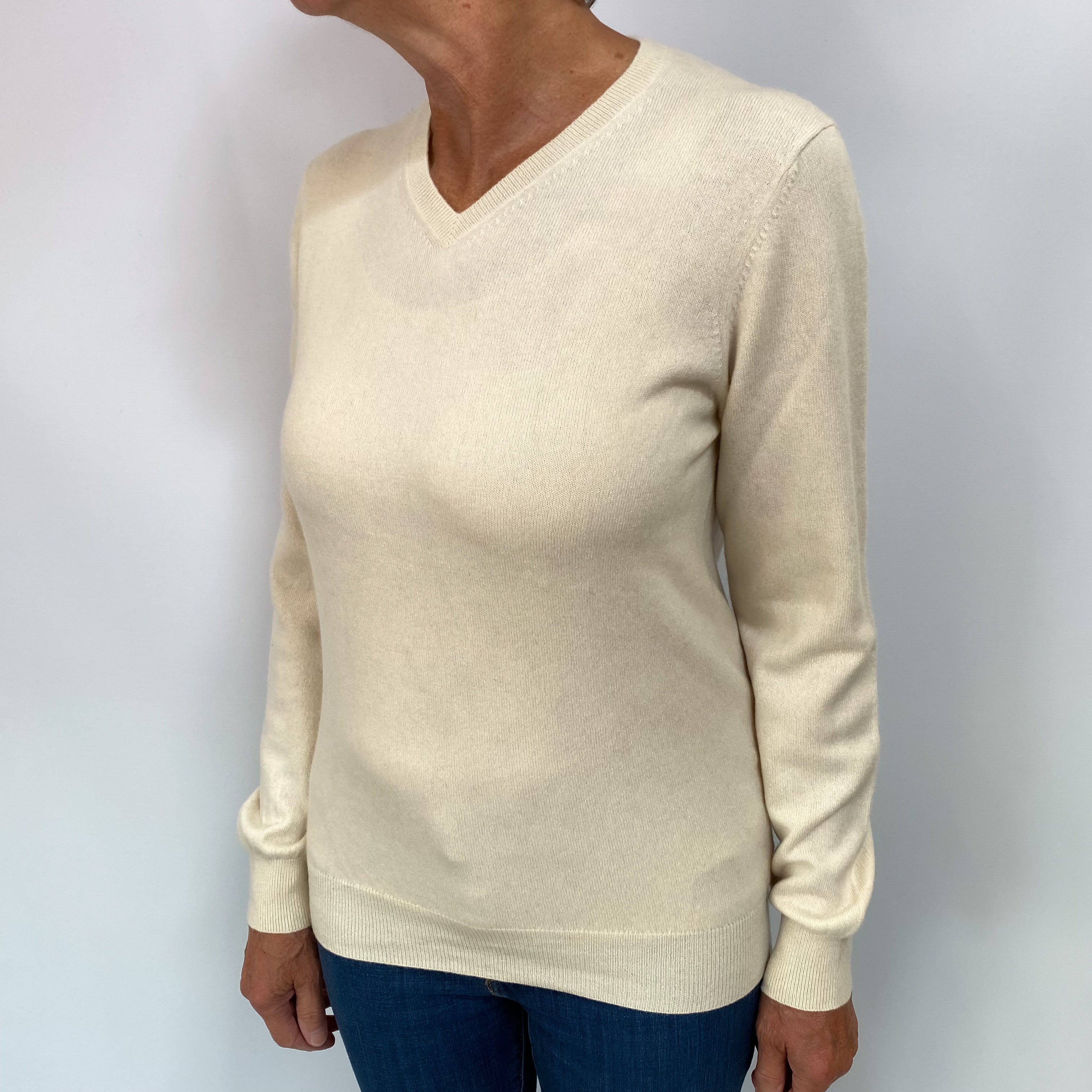 Vanilla Cream Cashmere V Neck Jumper Medium