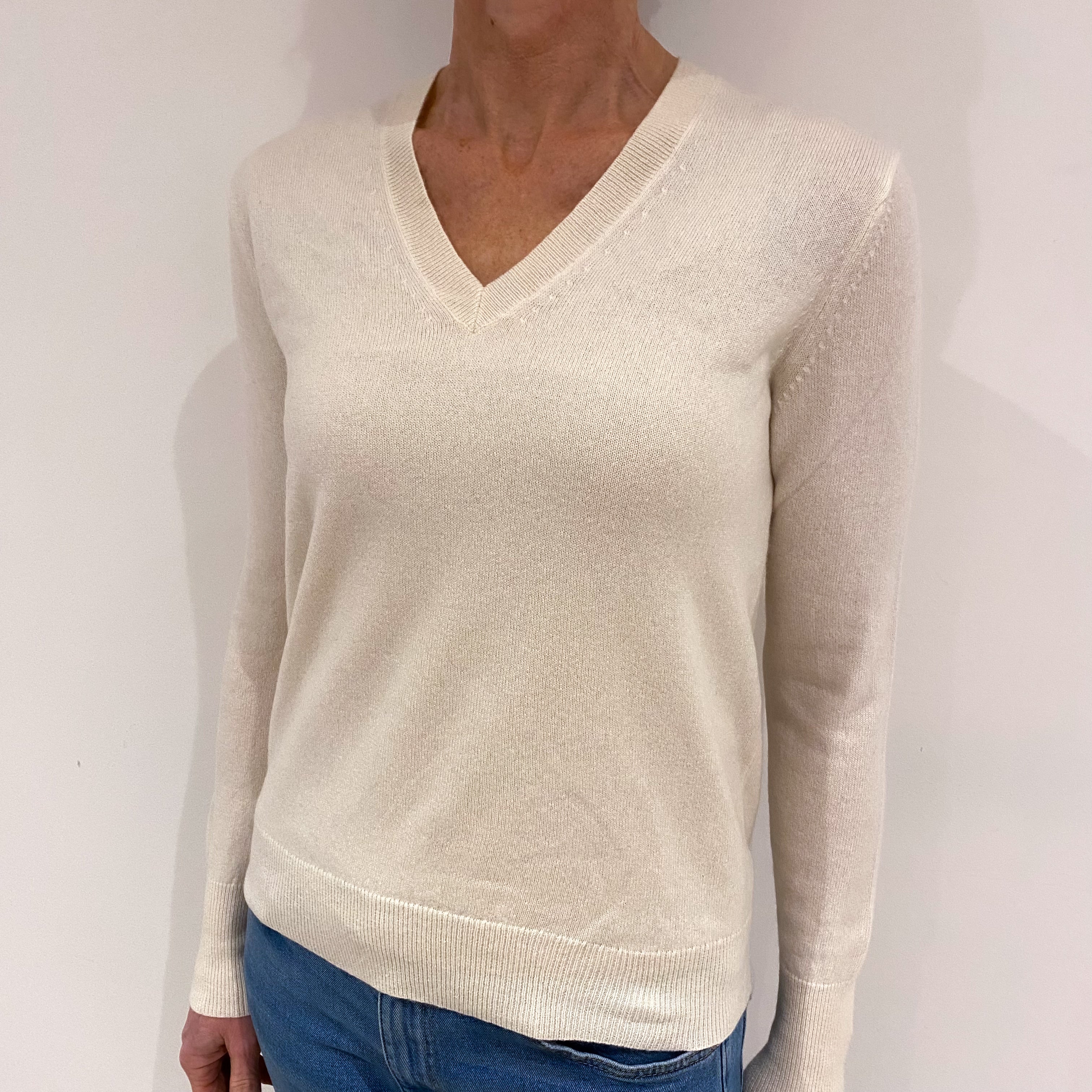 Vanilla Cream Cashmere V Neck Jumper Small