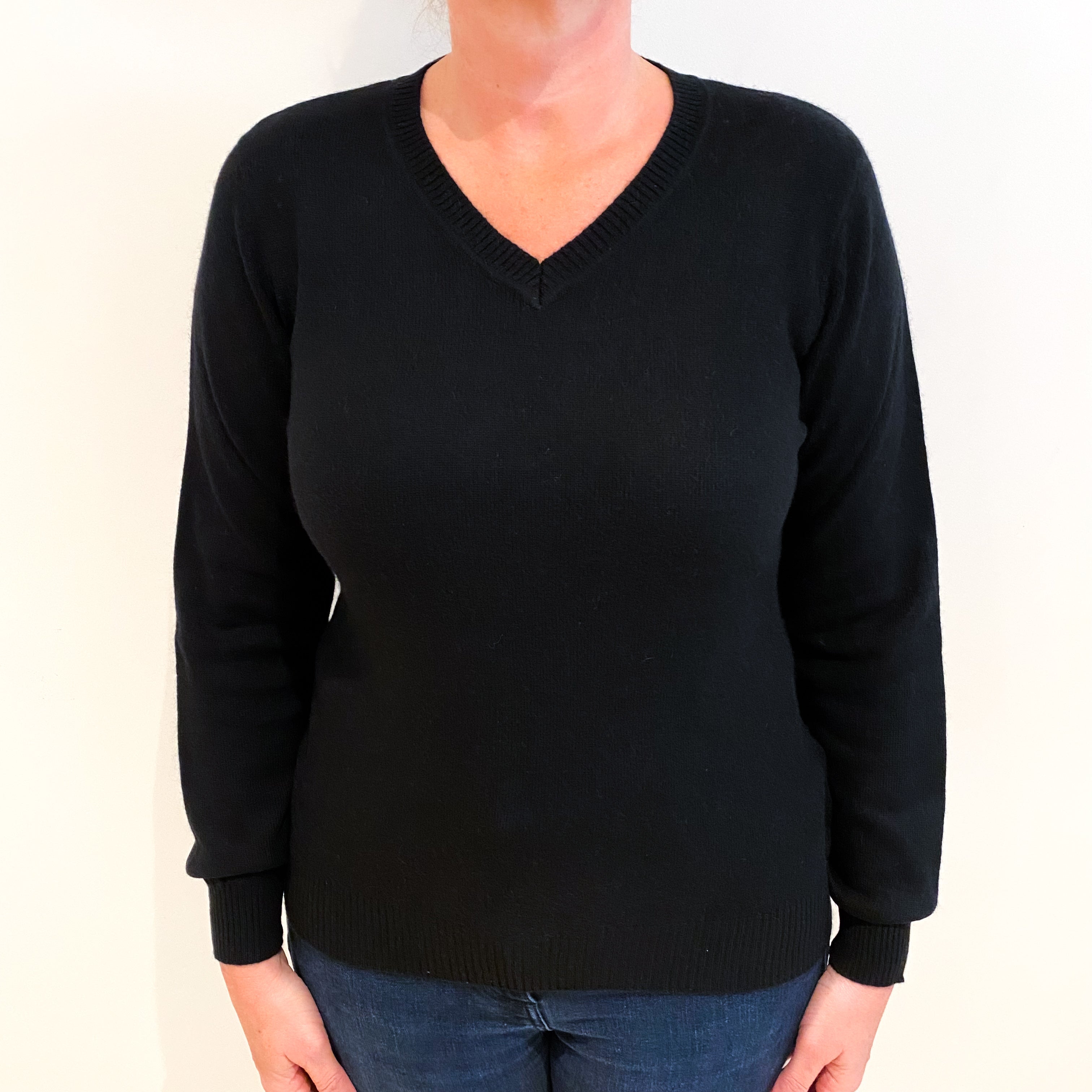 Black Cashmere V Neck Jumper Large