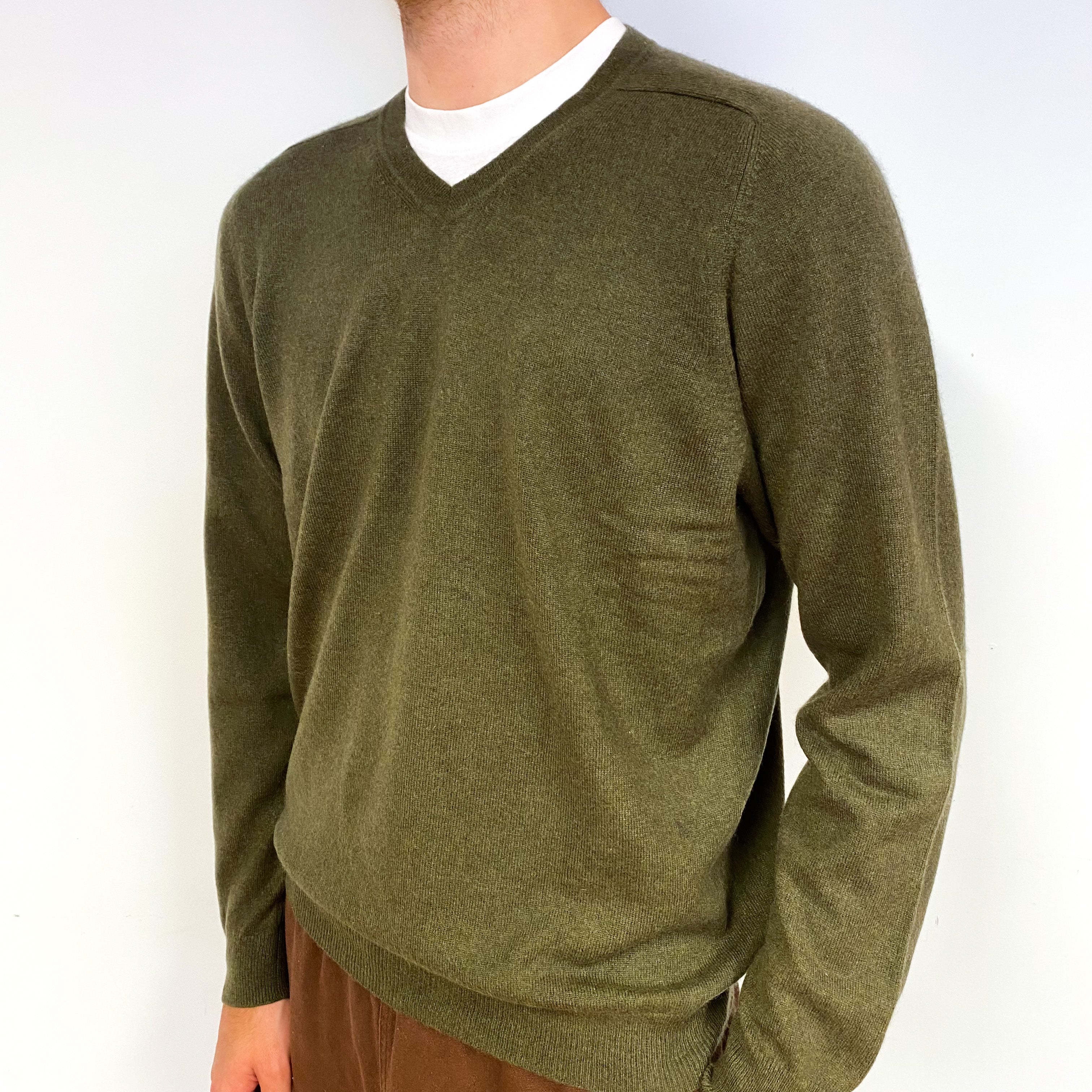 Men's Khaki Green Cashmere V-Neck Jumper Large