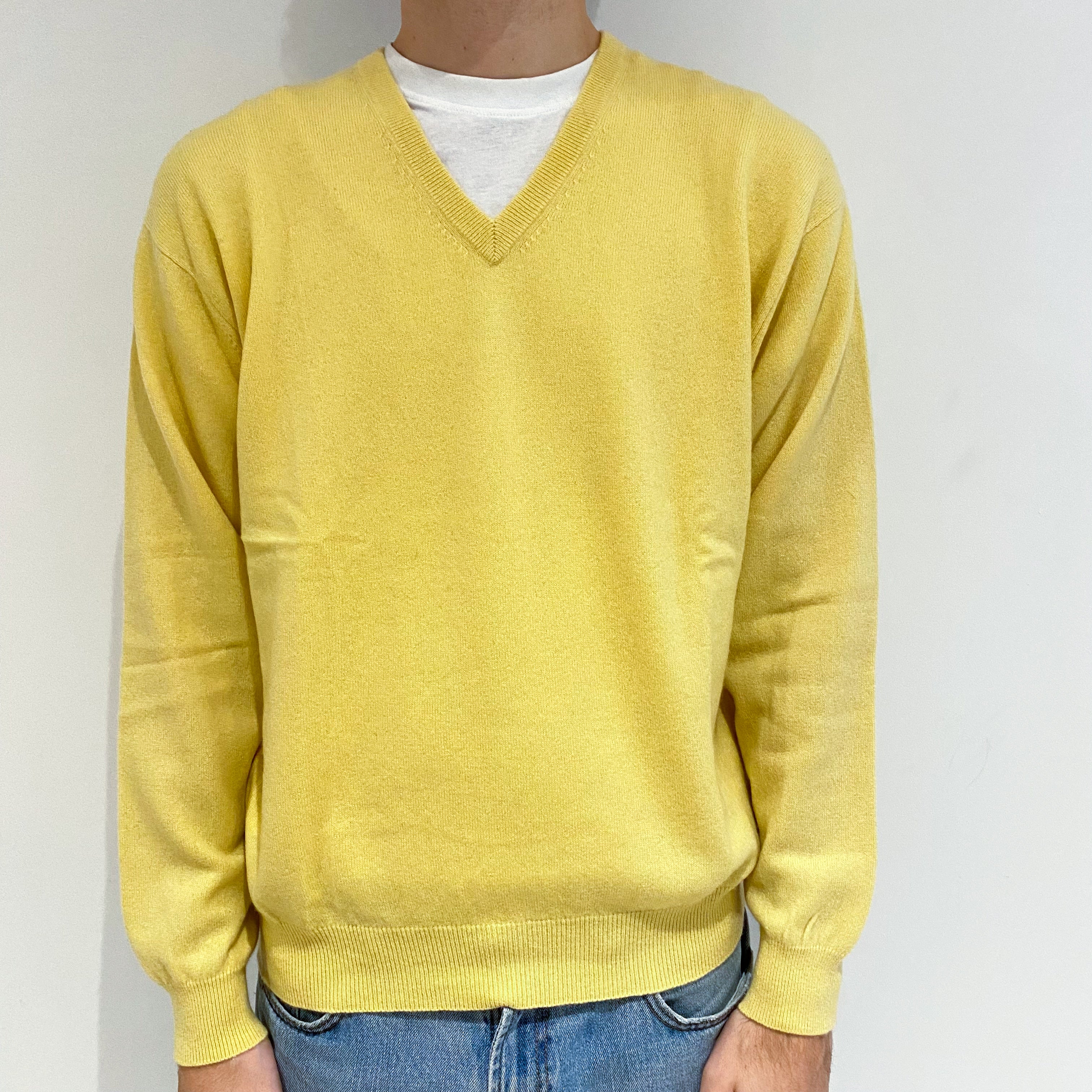 Men's Custard Yellow Cashmere V-Neck Jumper Large