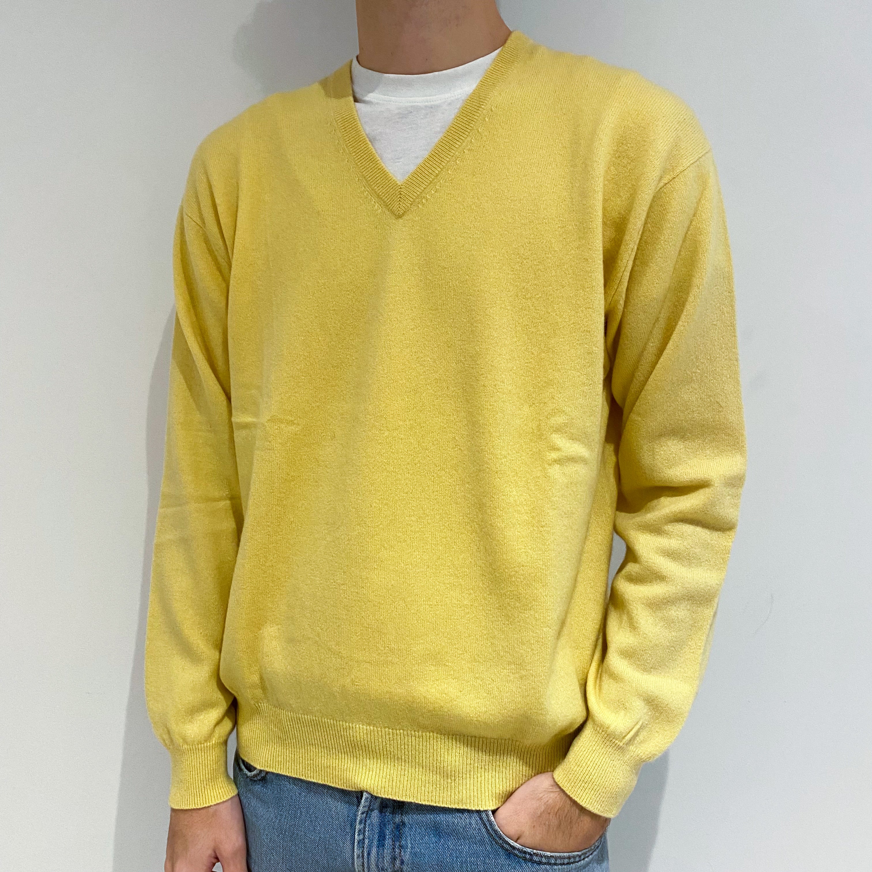 Men's Custard Yellow Cashmere V-Neck Jumper Large