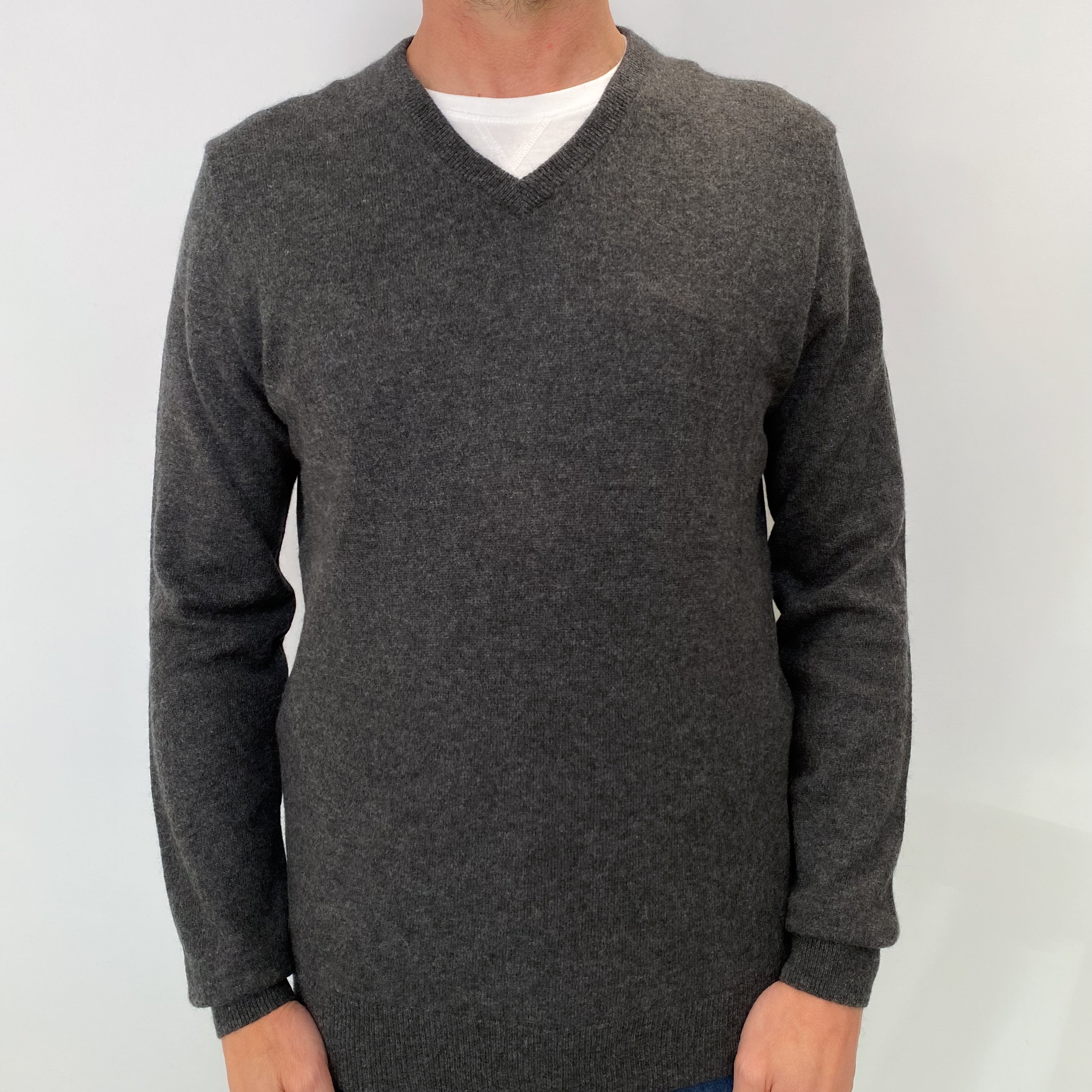 Slate Grey Men's Cashmere V Neck Jumper Small