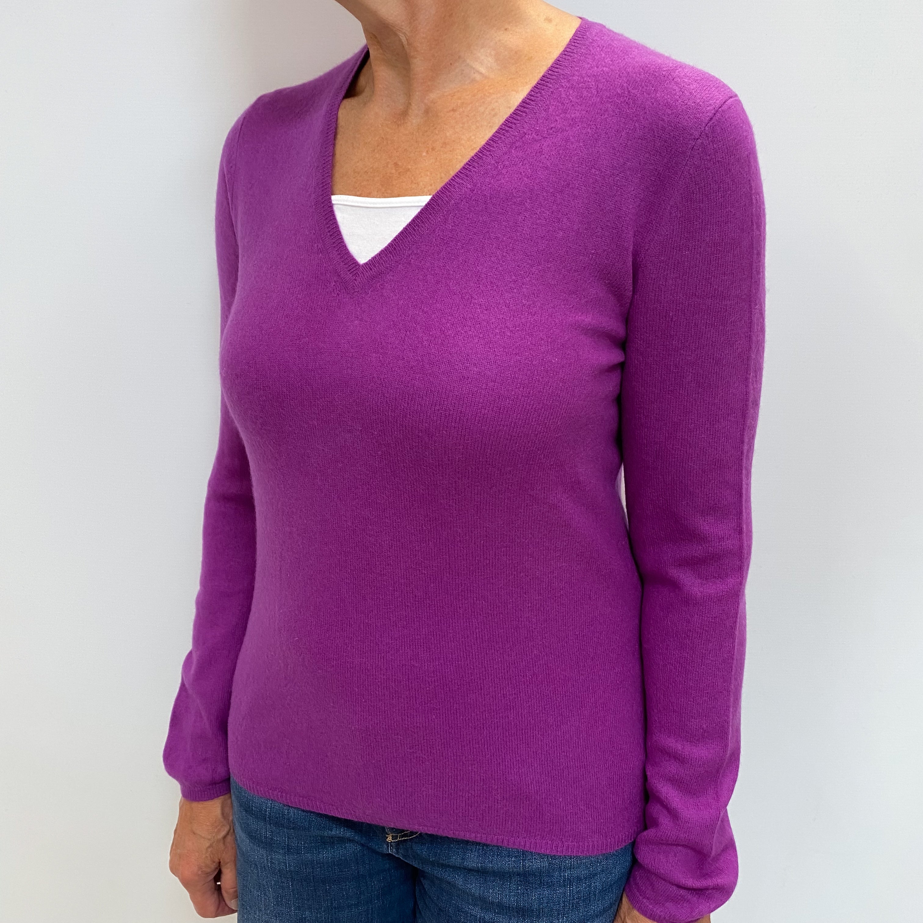 Magenta Cashmere V Neck Jumper Medium