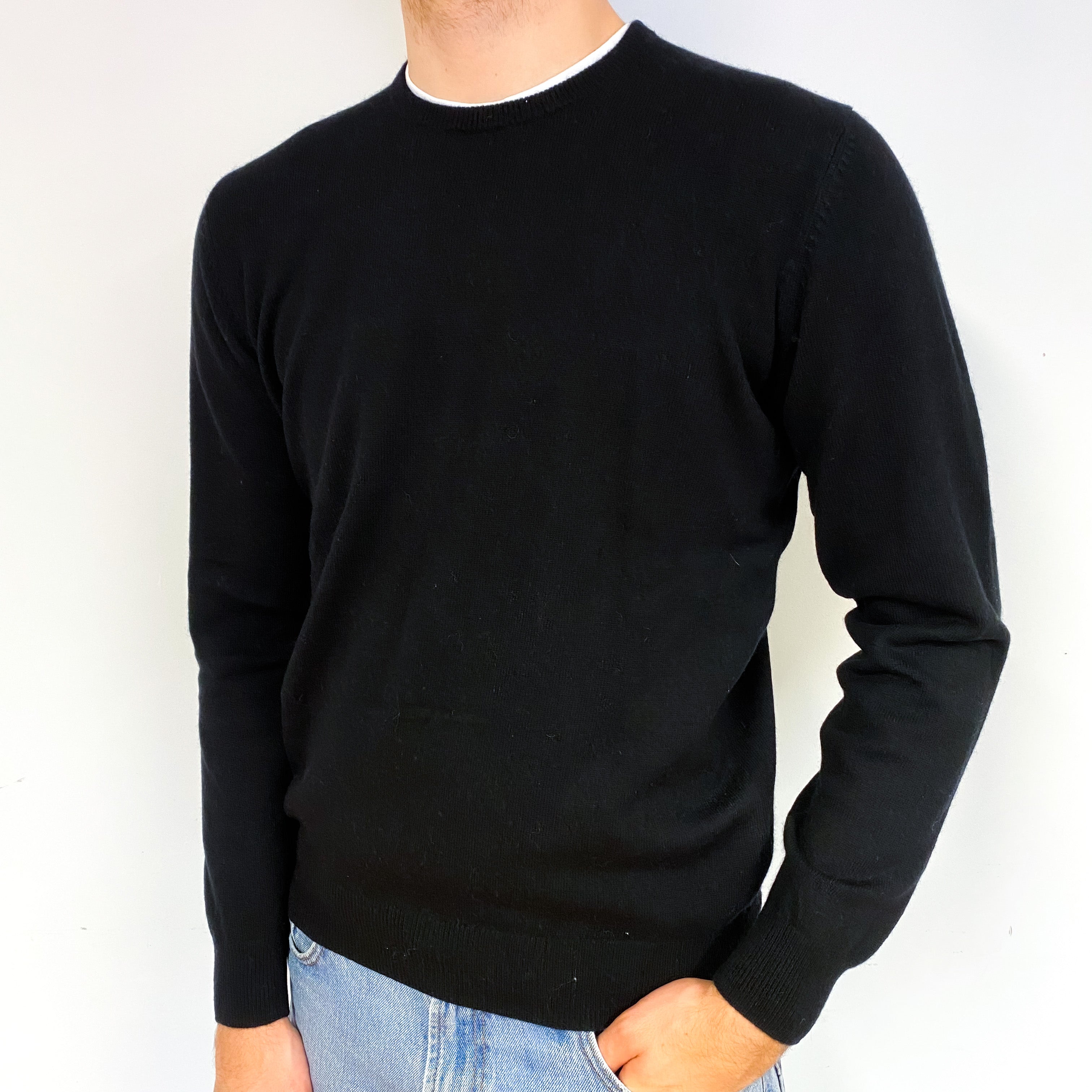 Men's Black Cashmere Crew Neck Jumper Medium