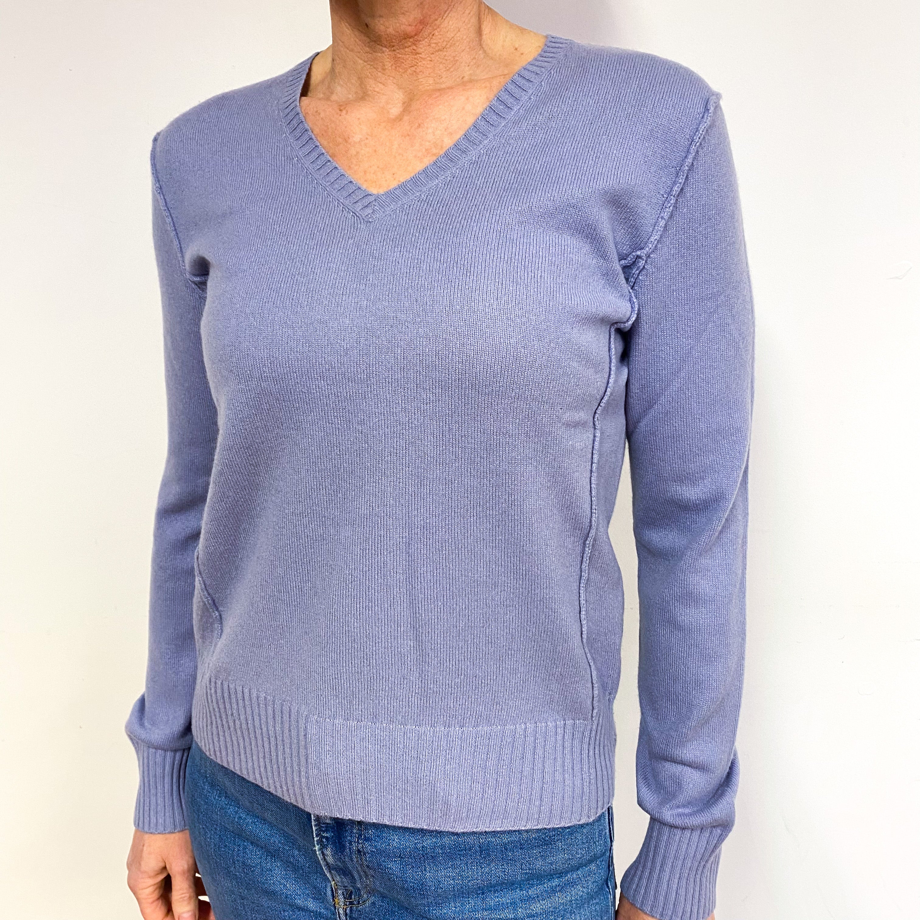 Pale Lavender Cashmere V-Neck Jumper Medium