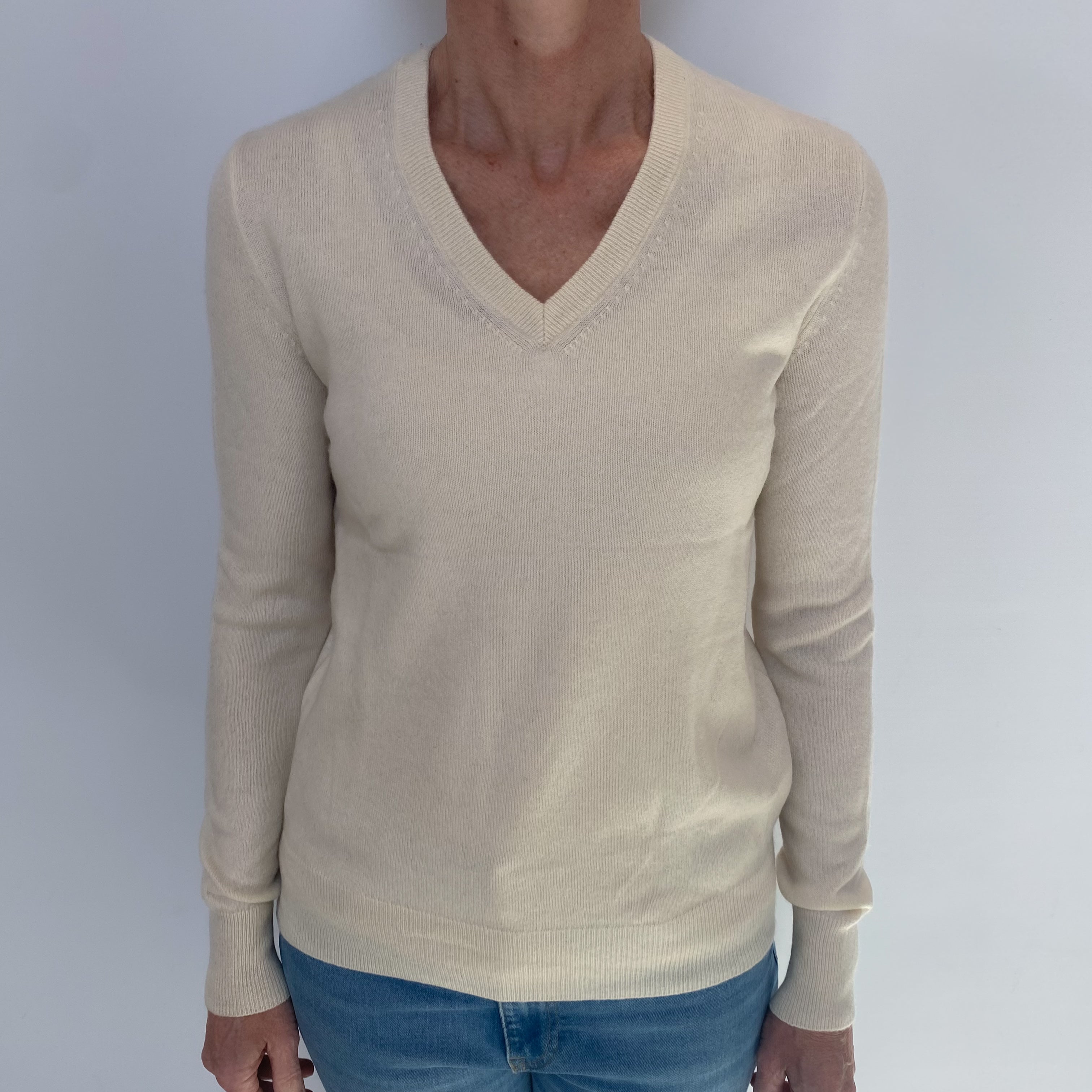 Vanilla Cream Cashmere V Neck Jumper Small