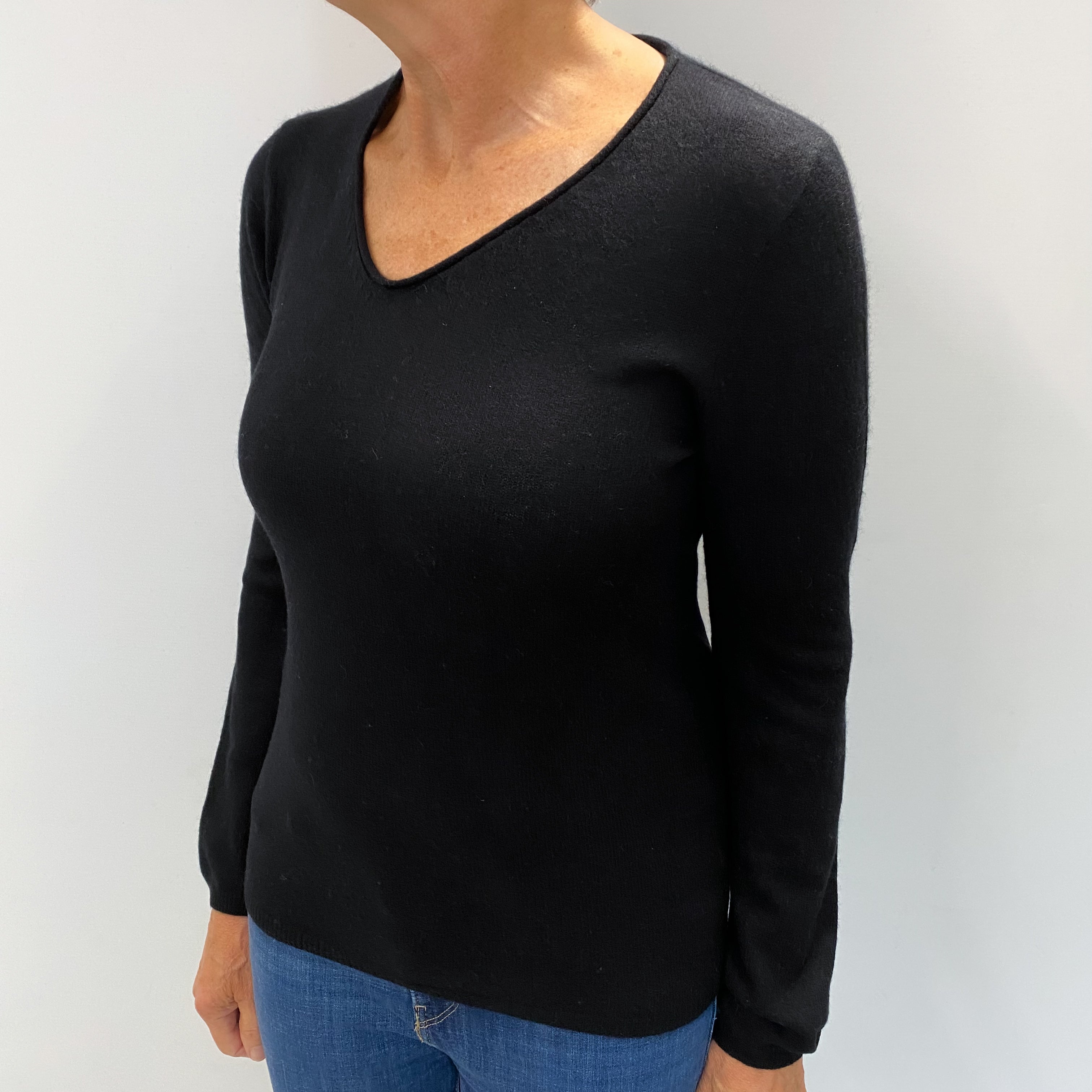 Black Cashmere V Neck Jumper Medium