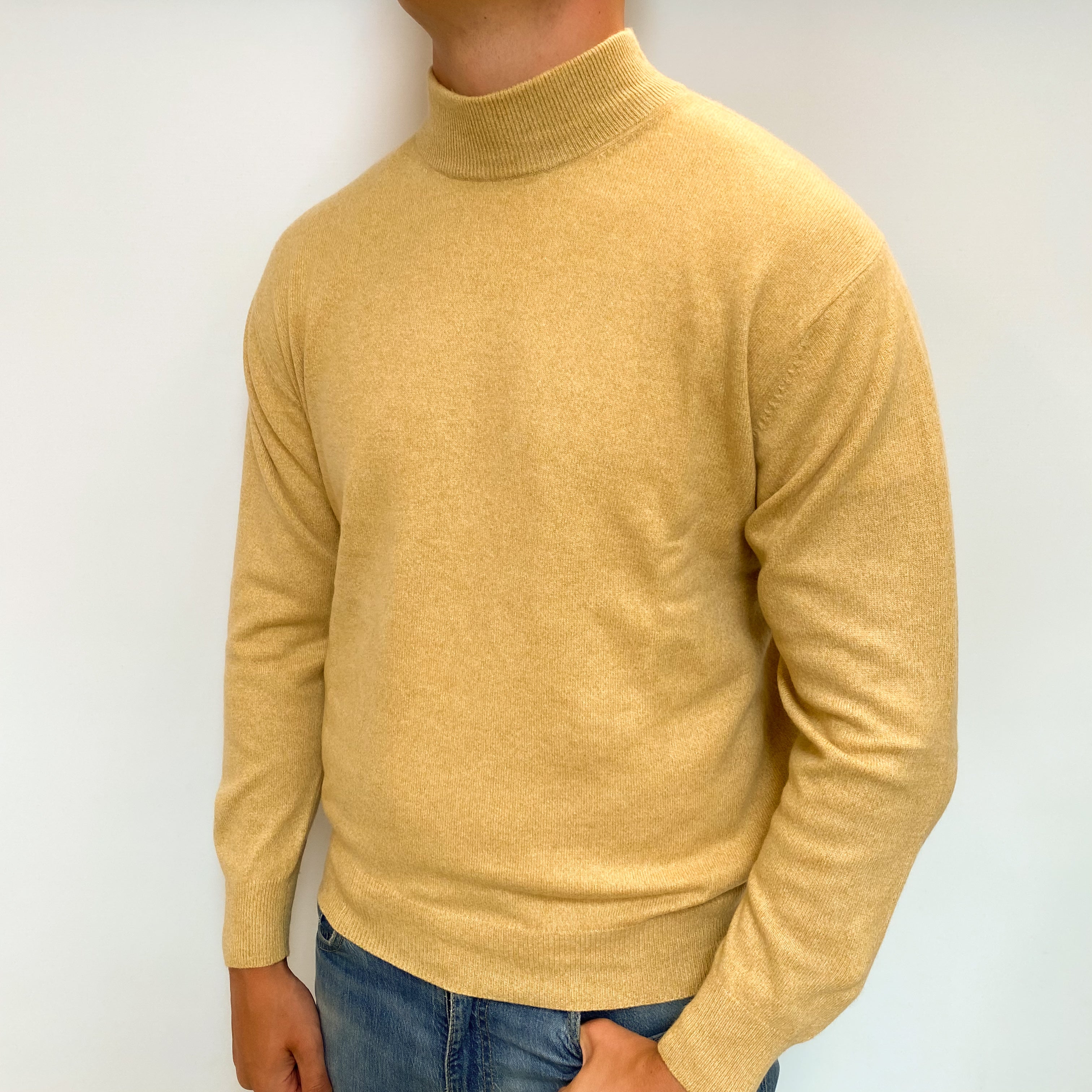 Men's Flaxseed Yellow Cashmere Turtle Neck Jumper XL