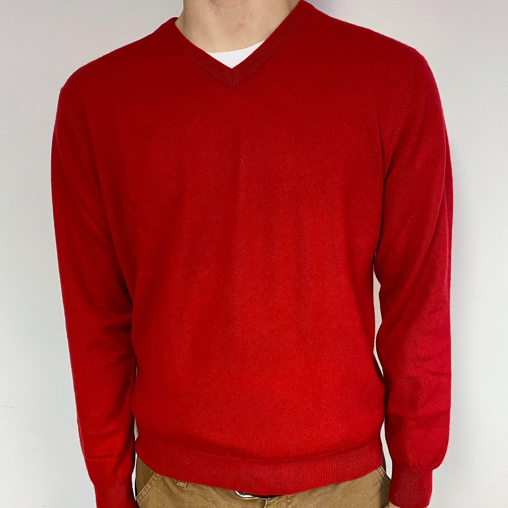 Men's Scarlett Red Cashmere V-Neck Jumper Medium