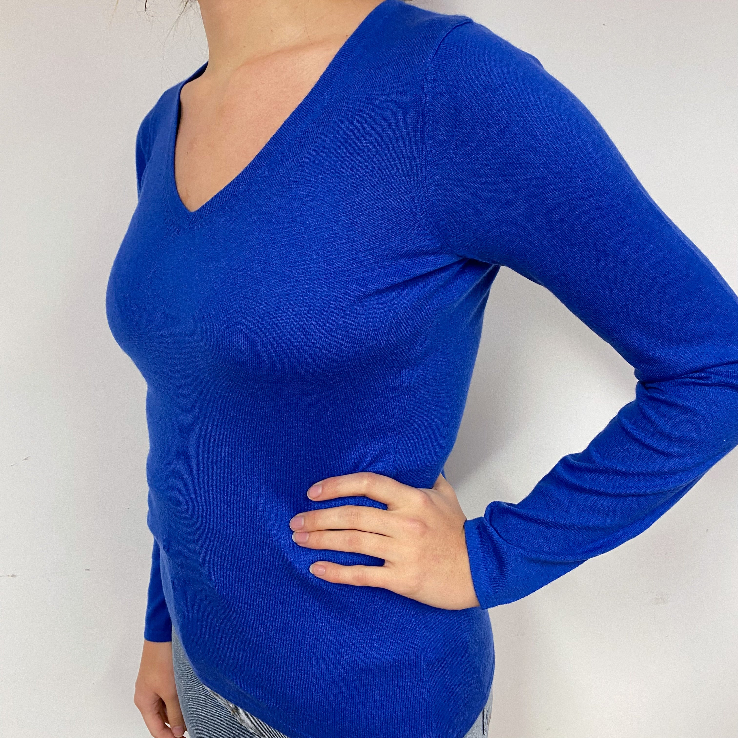 Fine Knit Cobalt Blue Cashmere V-Neck Jumper Small