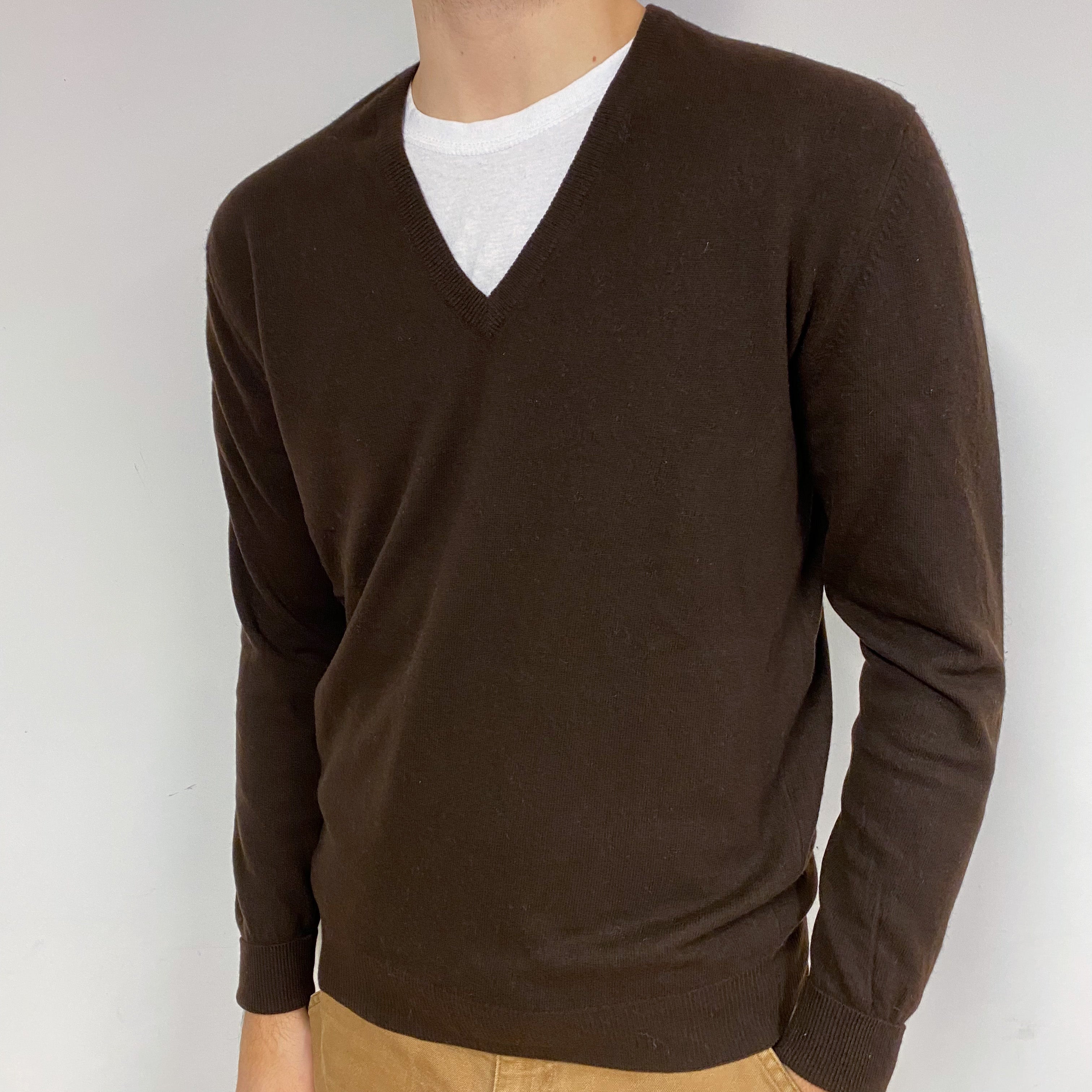 Vintage Scottish Chocolate Brown Men's Cashmere V-Neck Jumper Large