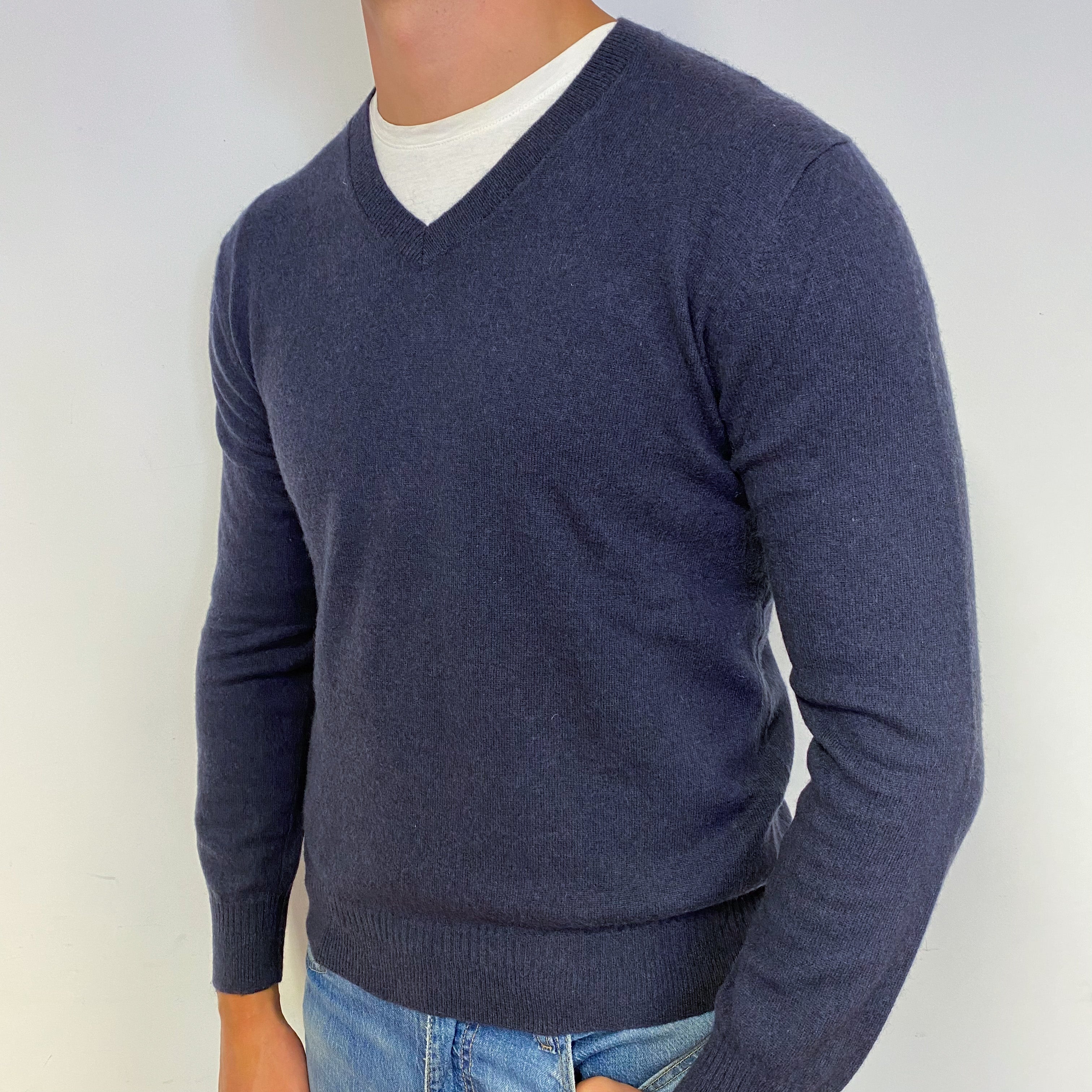 Navy Blue Men's Cashmere V-Neck Jumper Slim