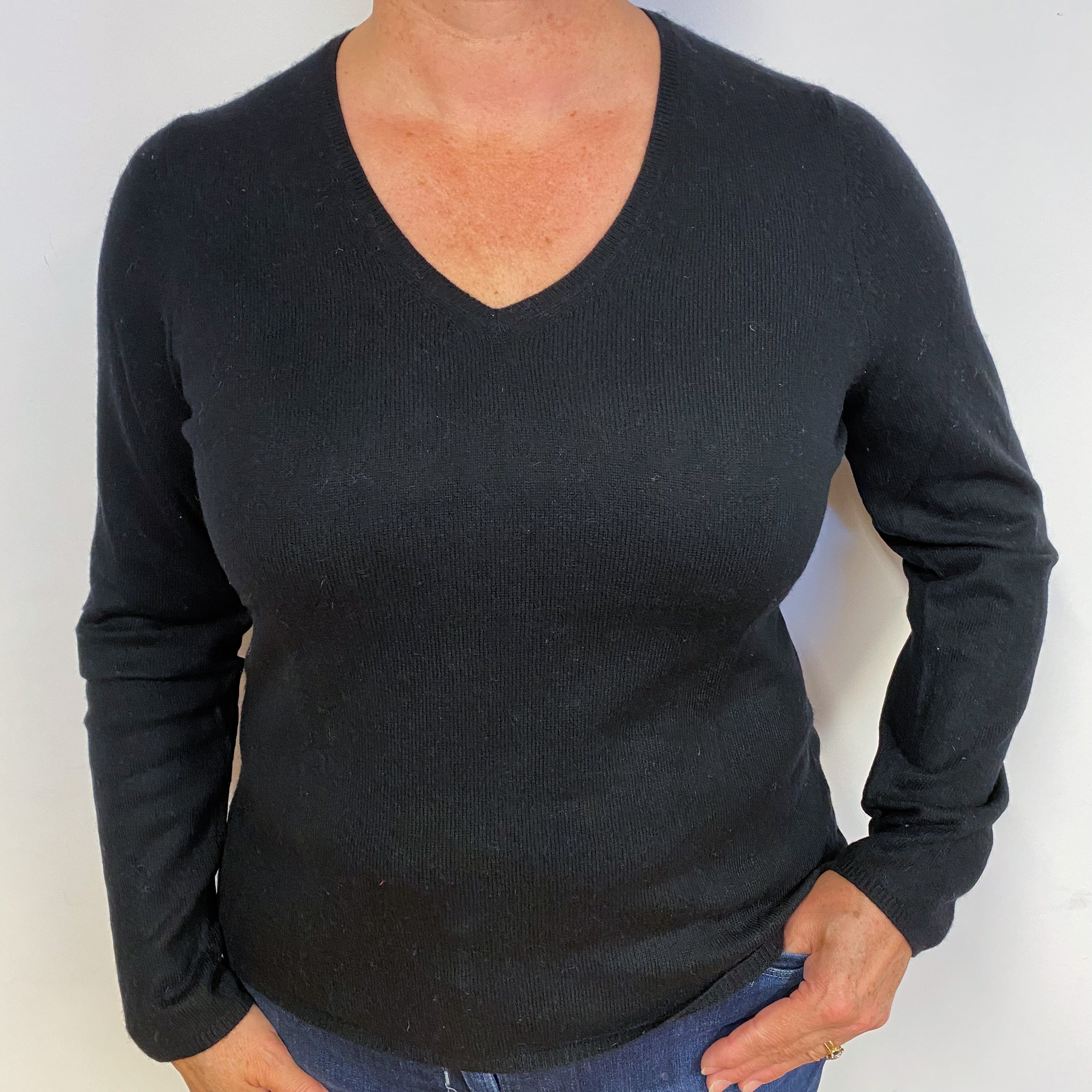 Black Cashmere V-Neck Jumper