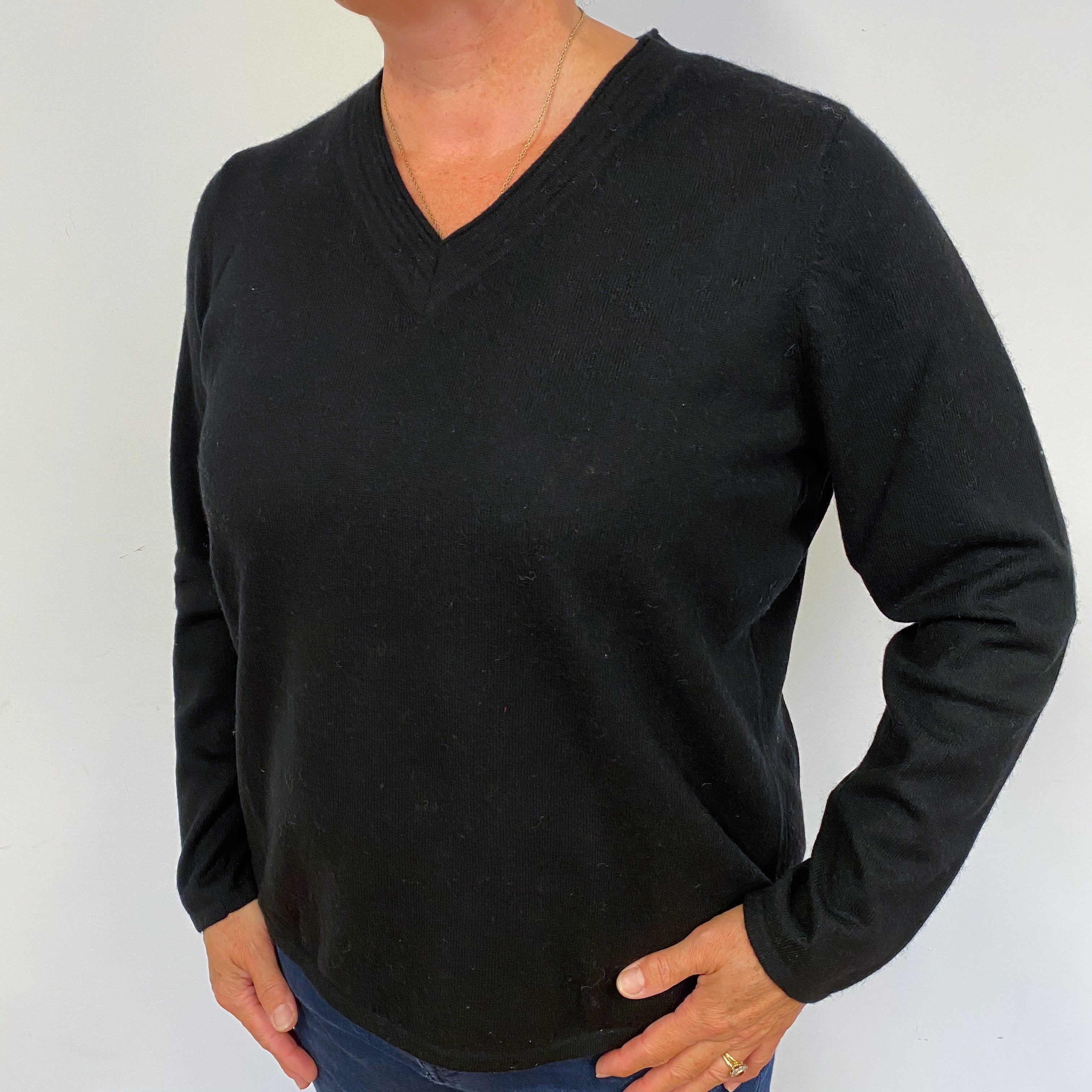 Black Cashmere V-Neck Jumper