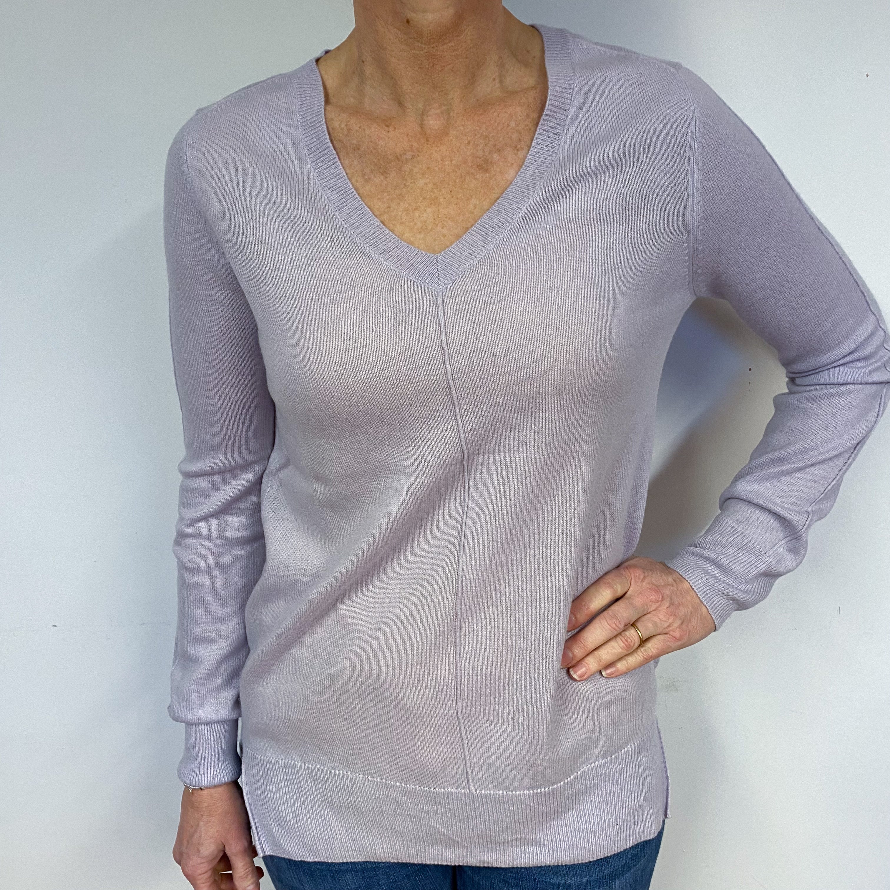 Pale Purple Cashmere V-Neck Jumper Medium