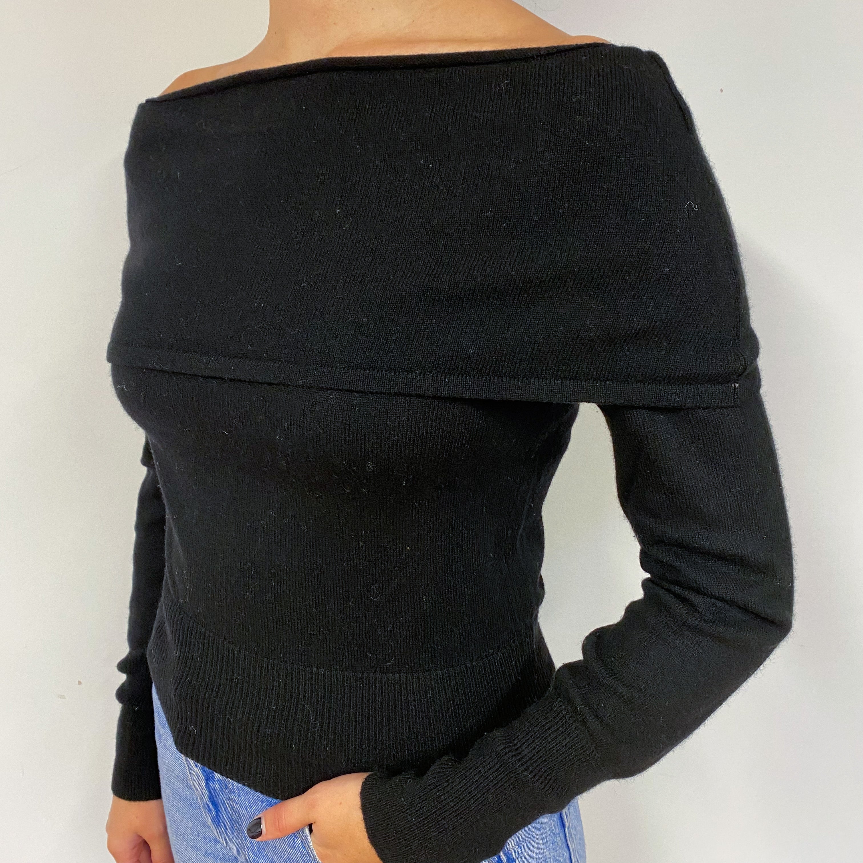 Black Off-Shoulder Cashmere Jumper Small