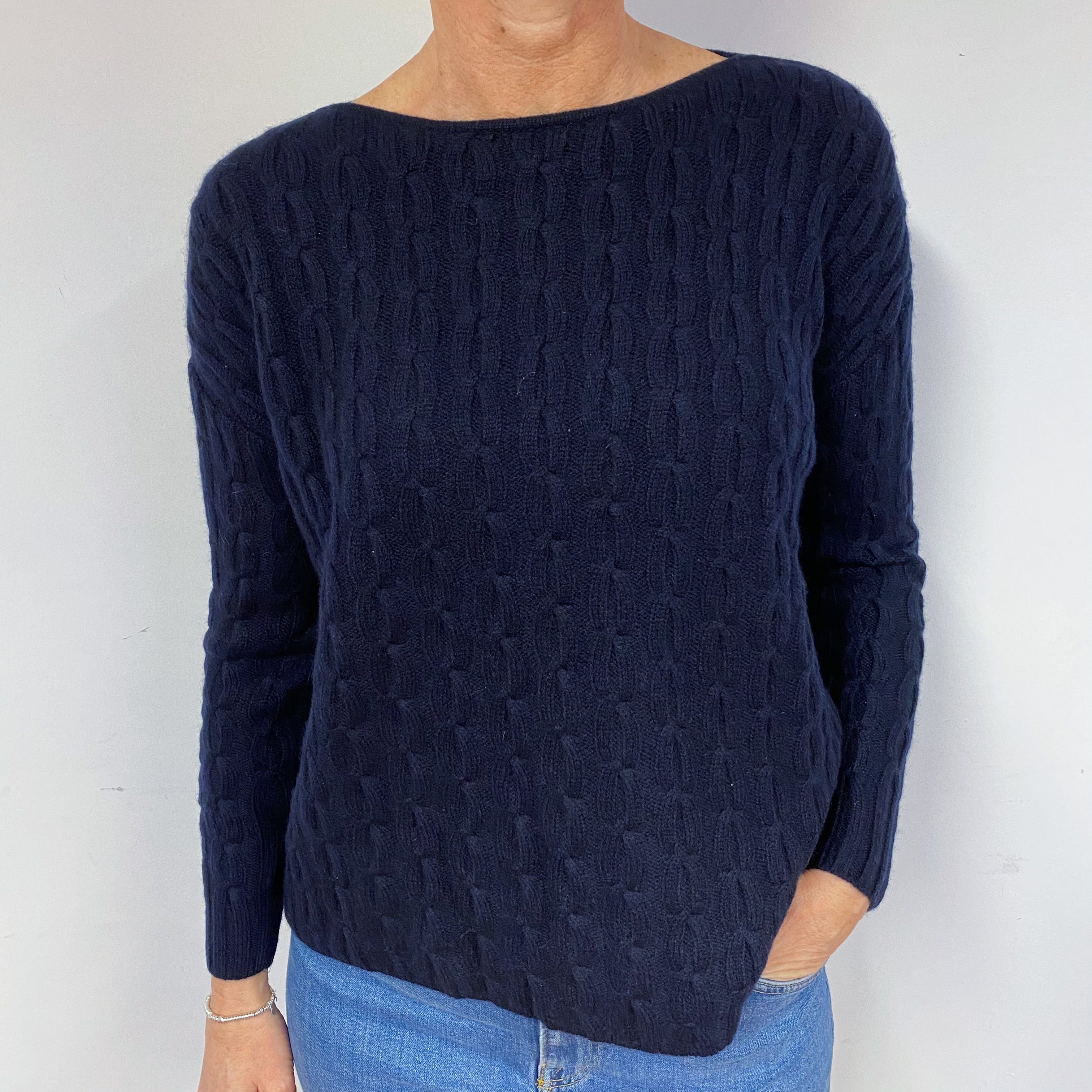 Asymmetric Chunky Cashmere Crew Neck Jumper Medium