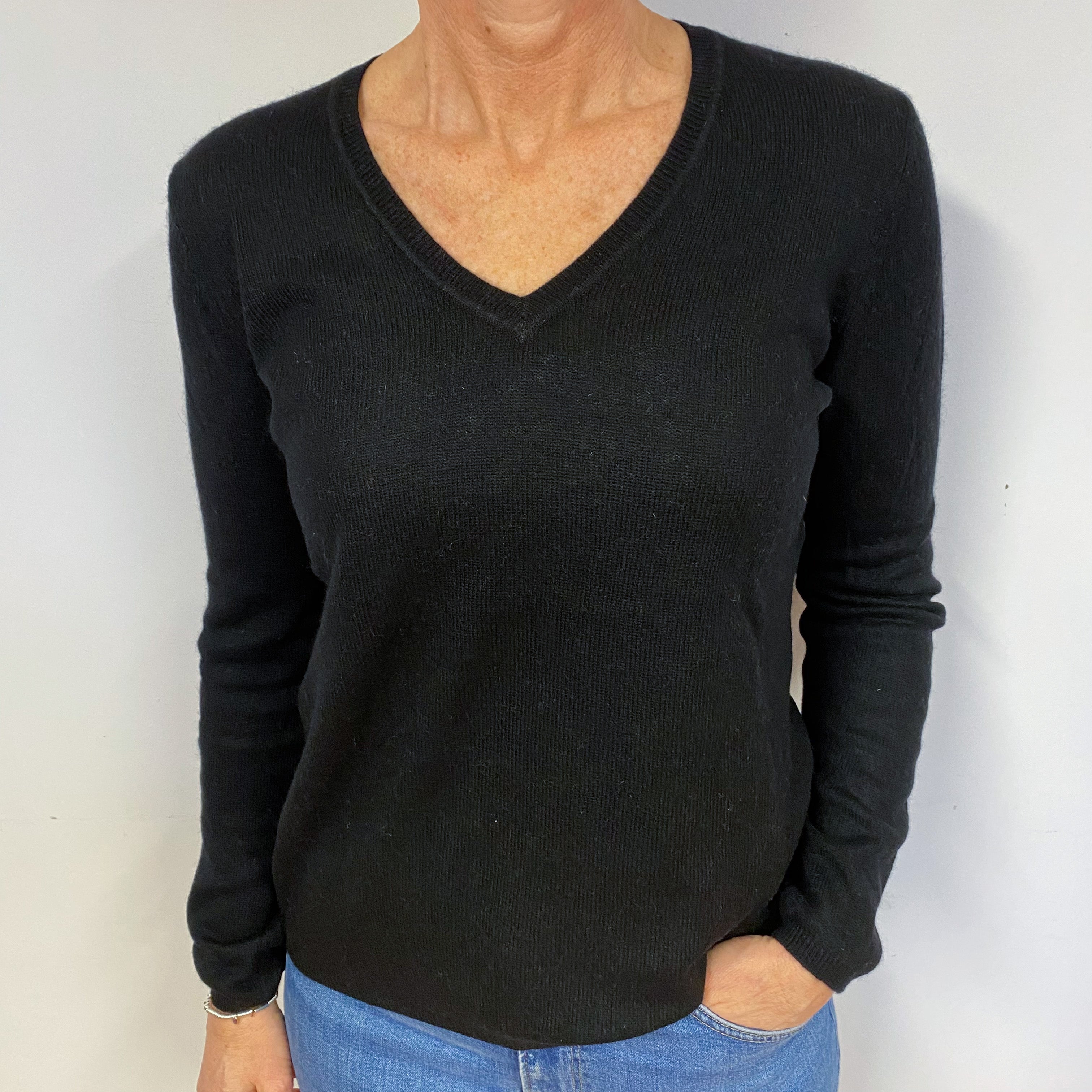 Black Cashmere V-Neck Jumper Medium