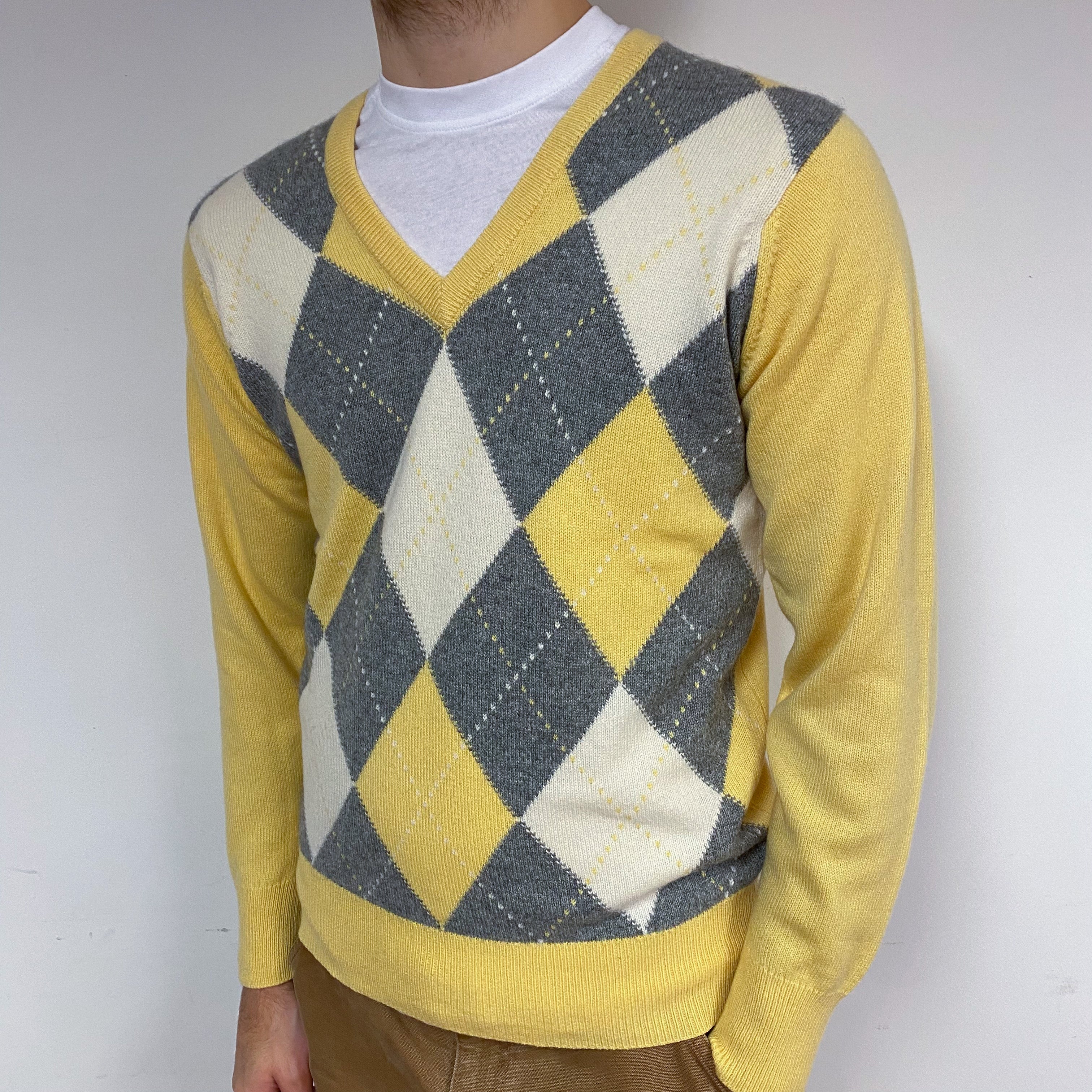 Men's Yellow Diamond Cashmere V-Neck Jumper Medium