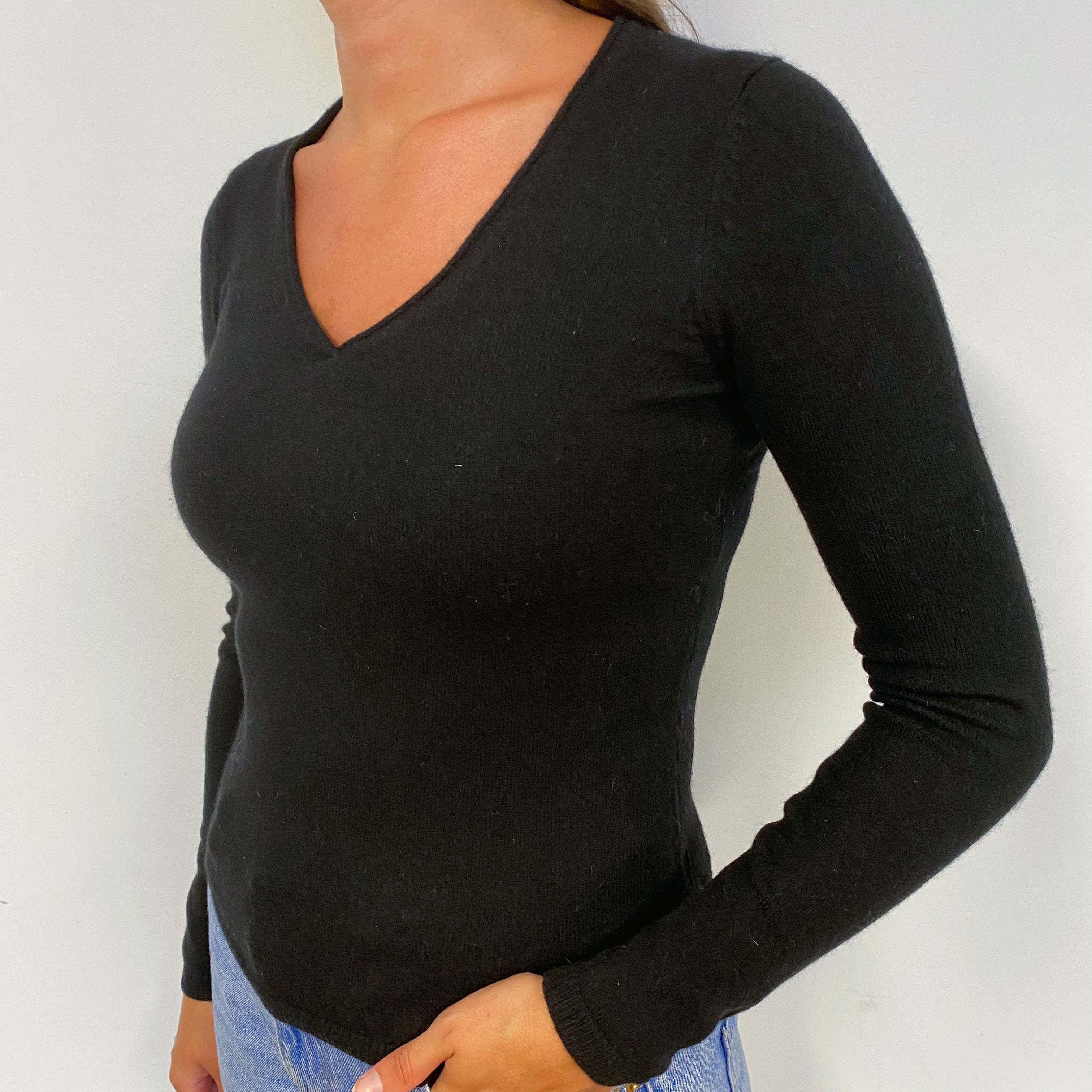 Black Cashmere V-Neck Jumper