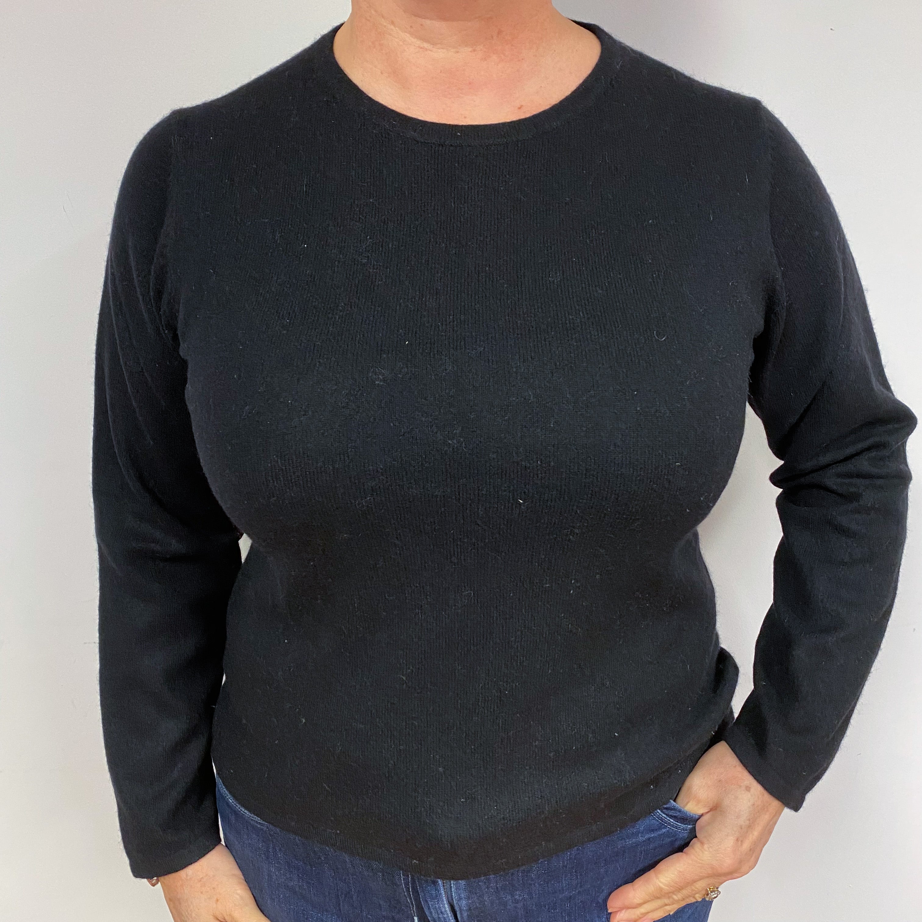 Black Cashmere Crew Neck Jumper Large