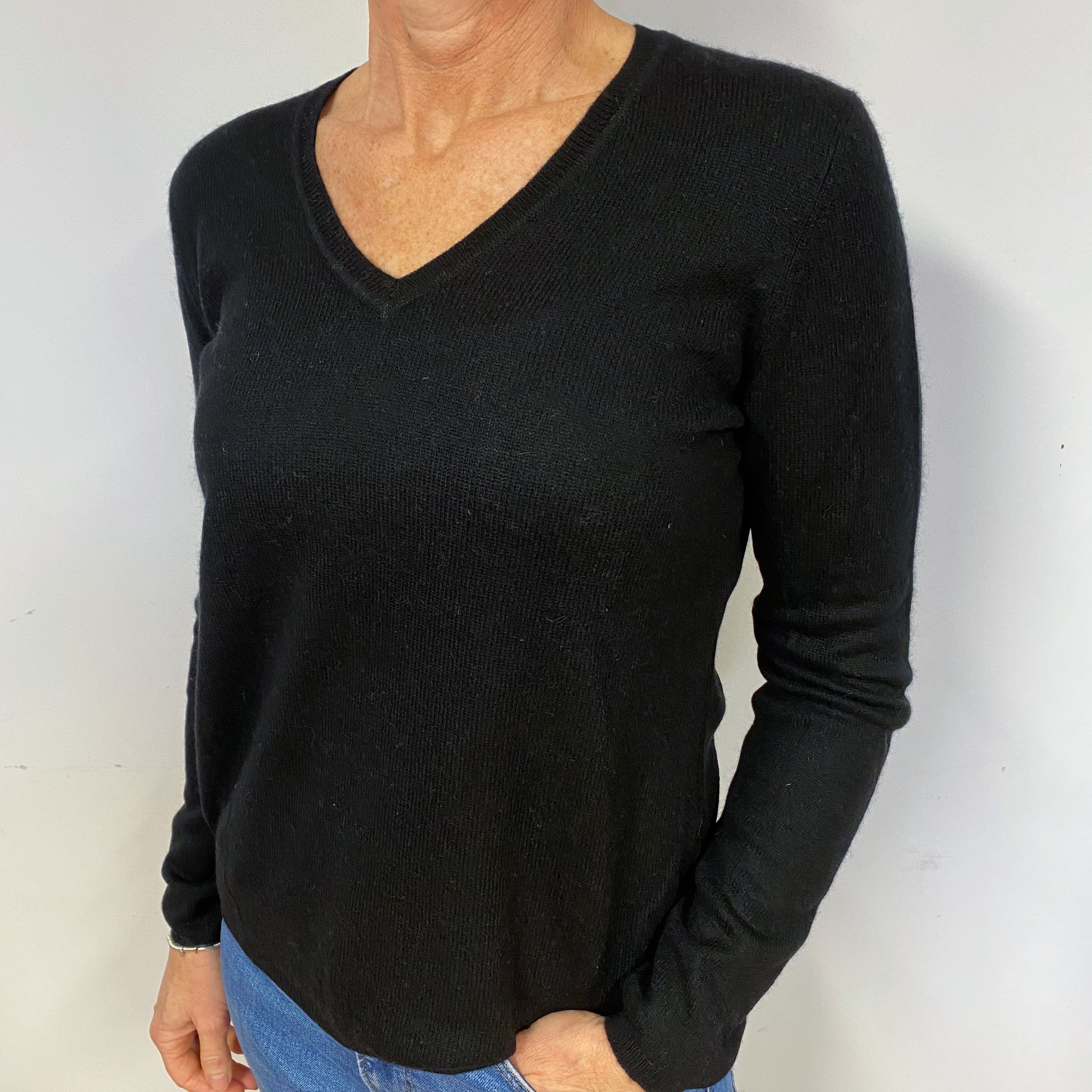 Black Cashmere V-Neck Jumper Medium