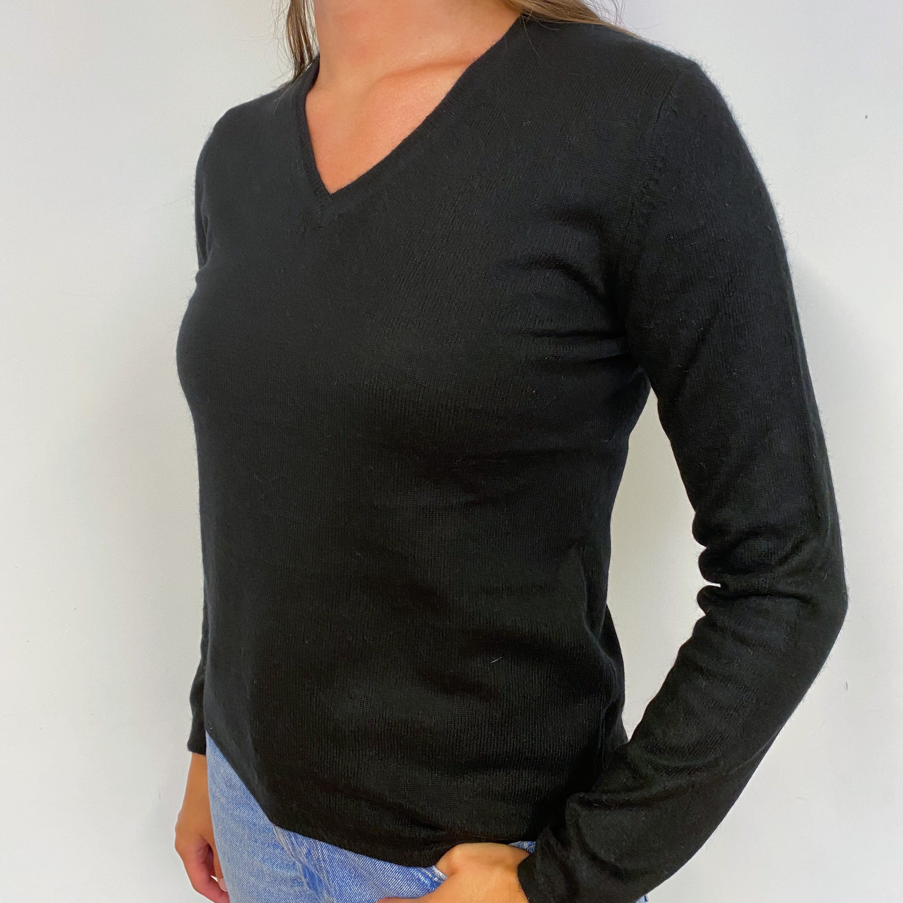 Black Cashmere V-Neck Jumper