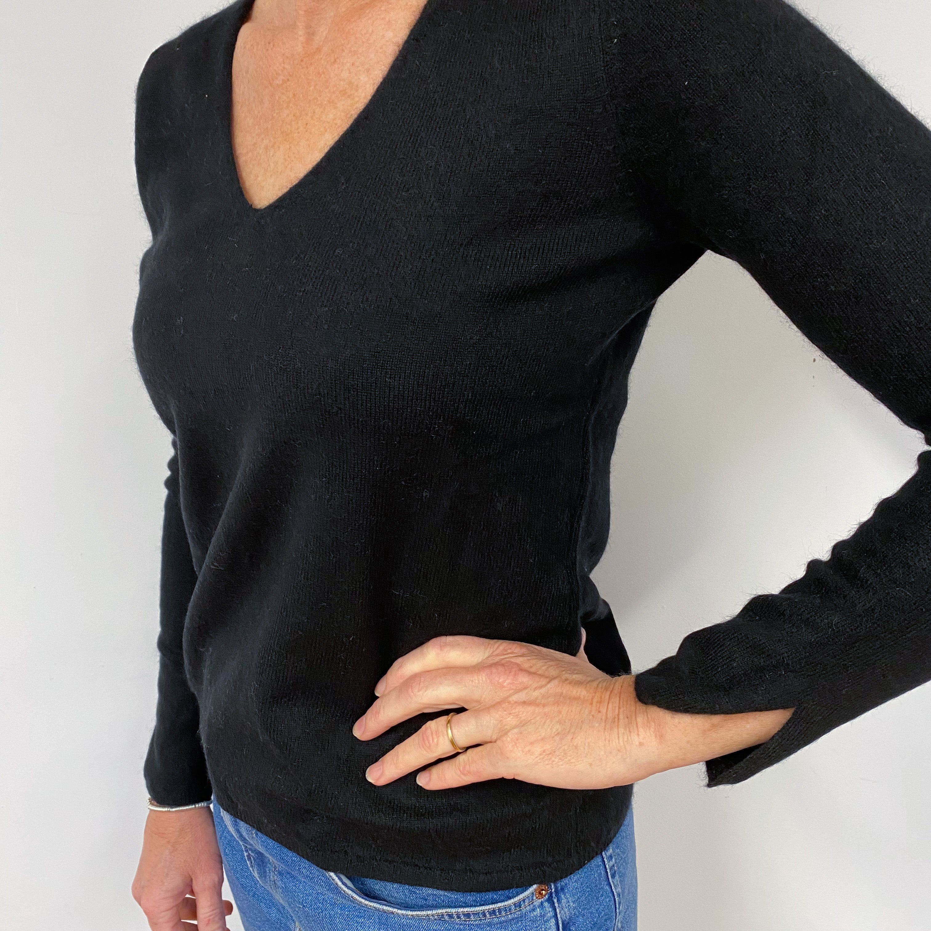 Black Cashmere V-Neck Jumper Medium