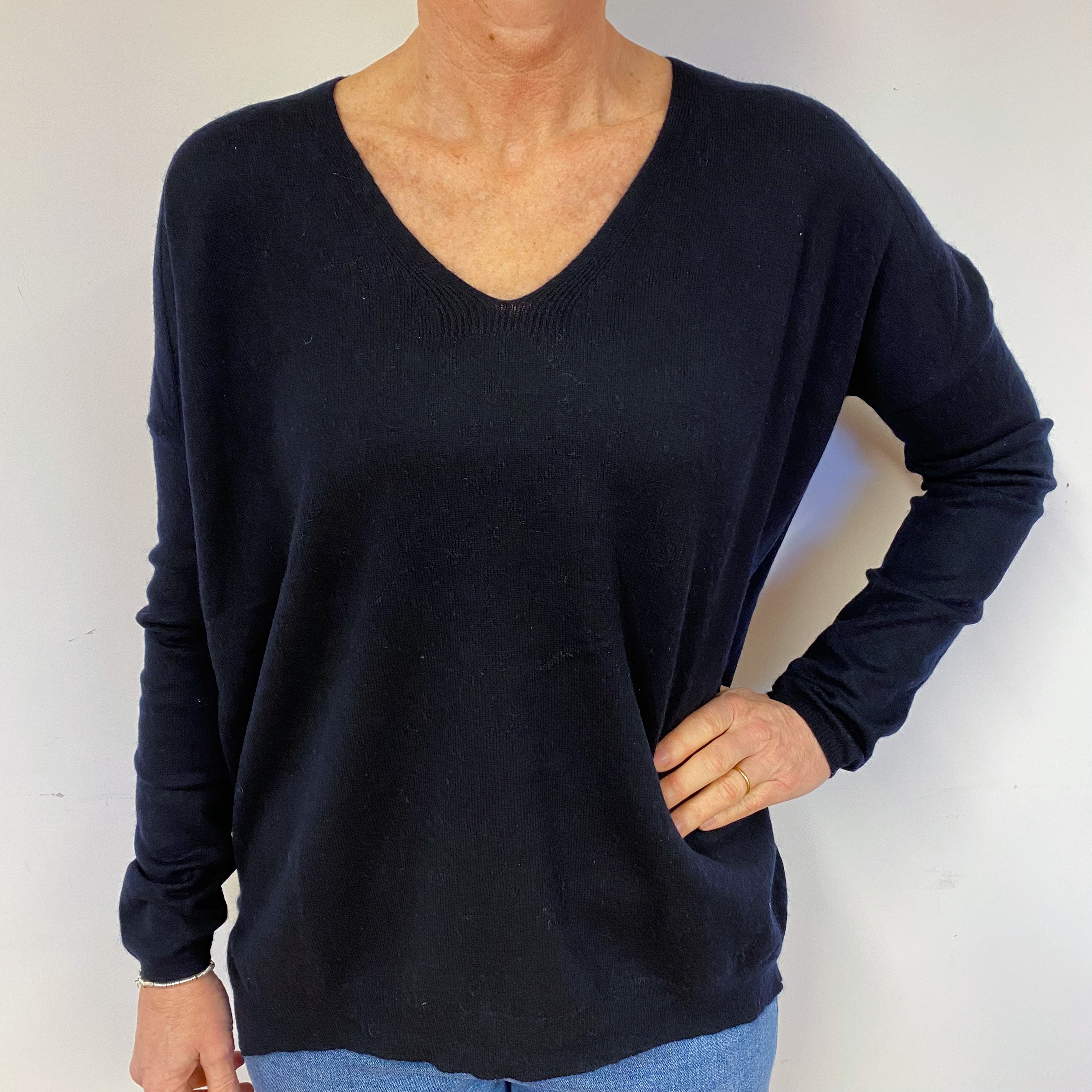 Vince Black Slouchy Cashmere V-Neck Jumper Medium