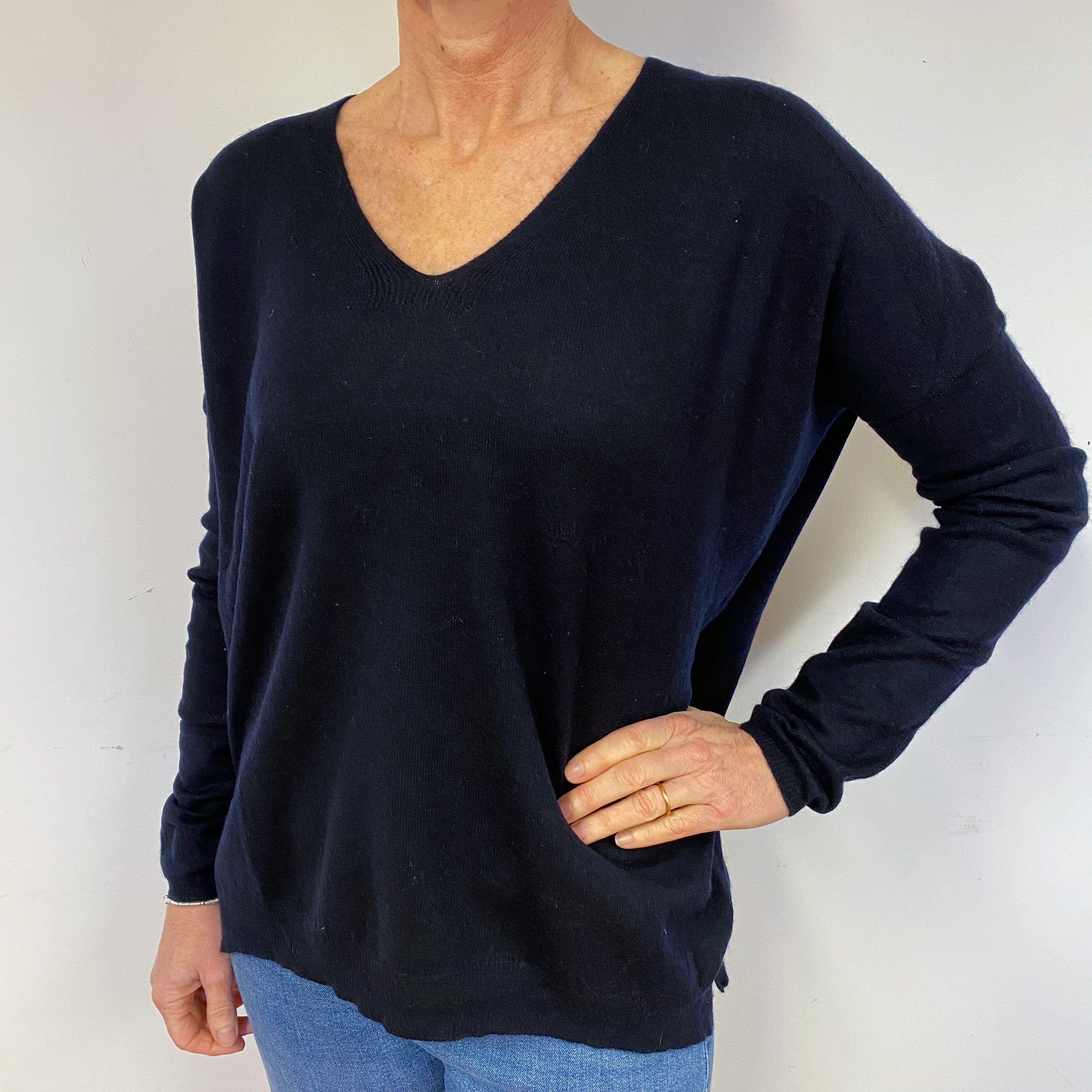 Vince Black Slouchy Cashmere V-Neck Jumper Medium