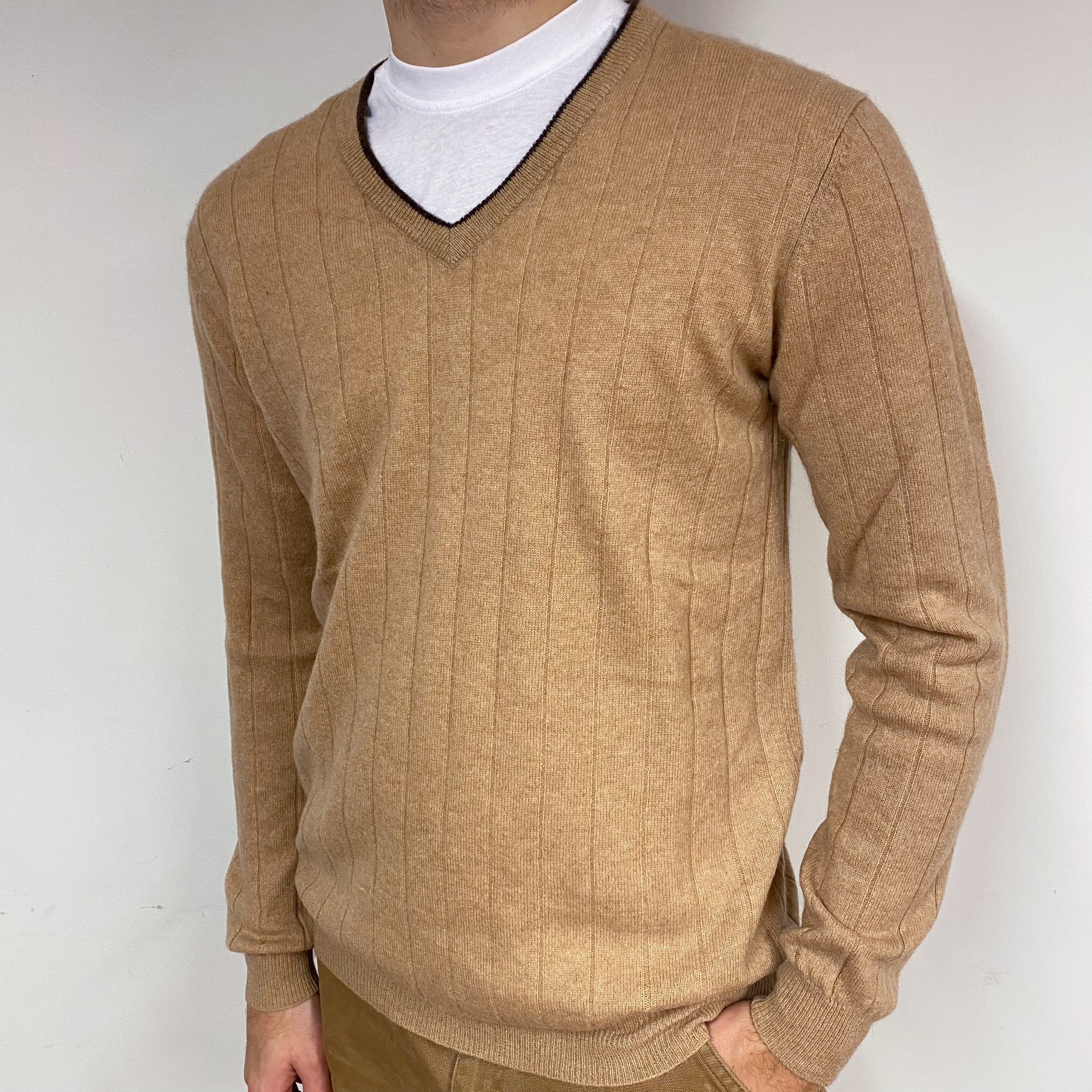 Men's Caramel Brown Cashmere V-Neck Jumper Medium