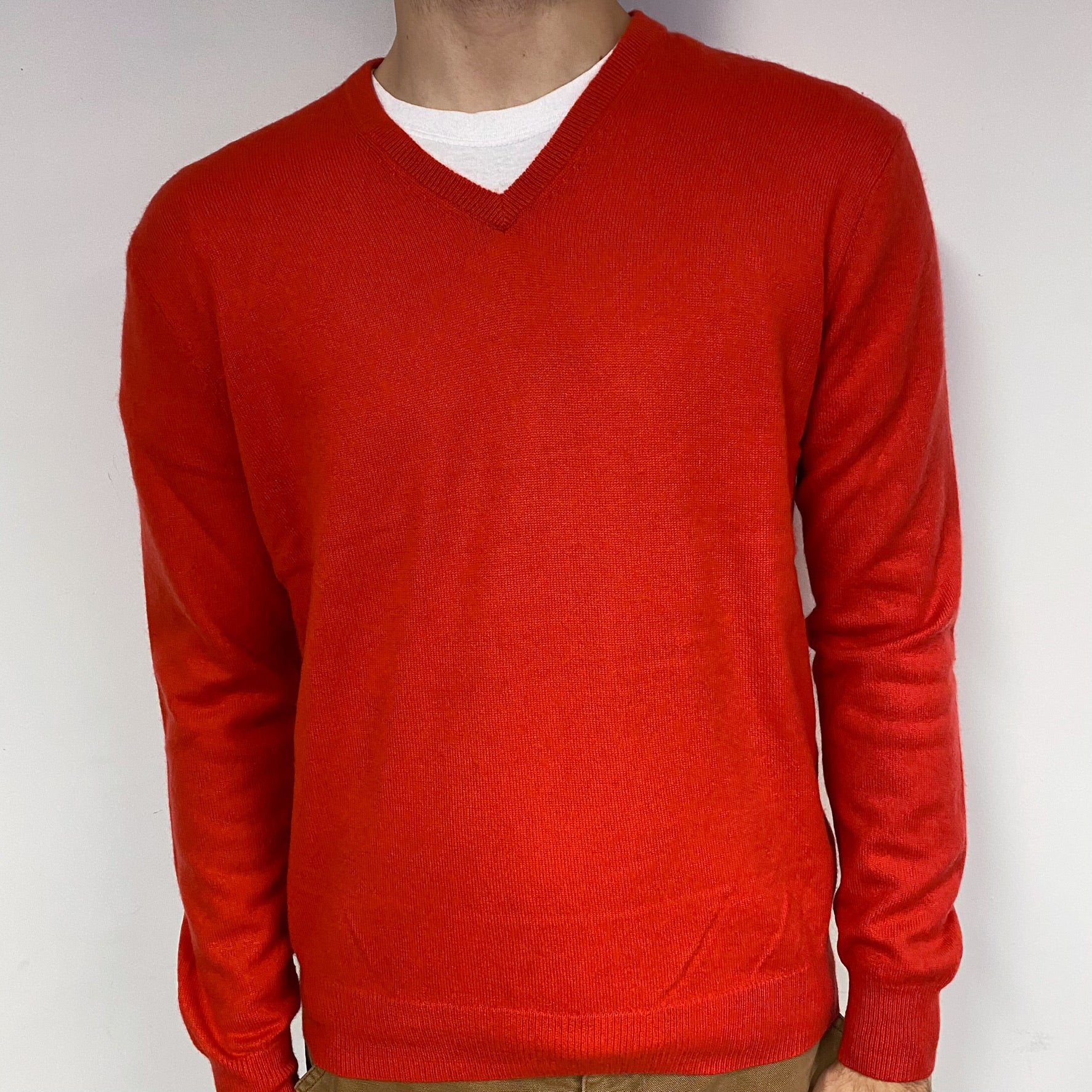 Men's Vermillion Red Cashmere V-Neck Jumper Medium