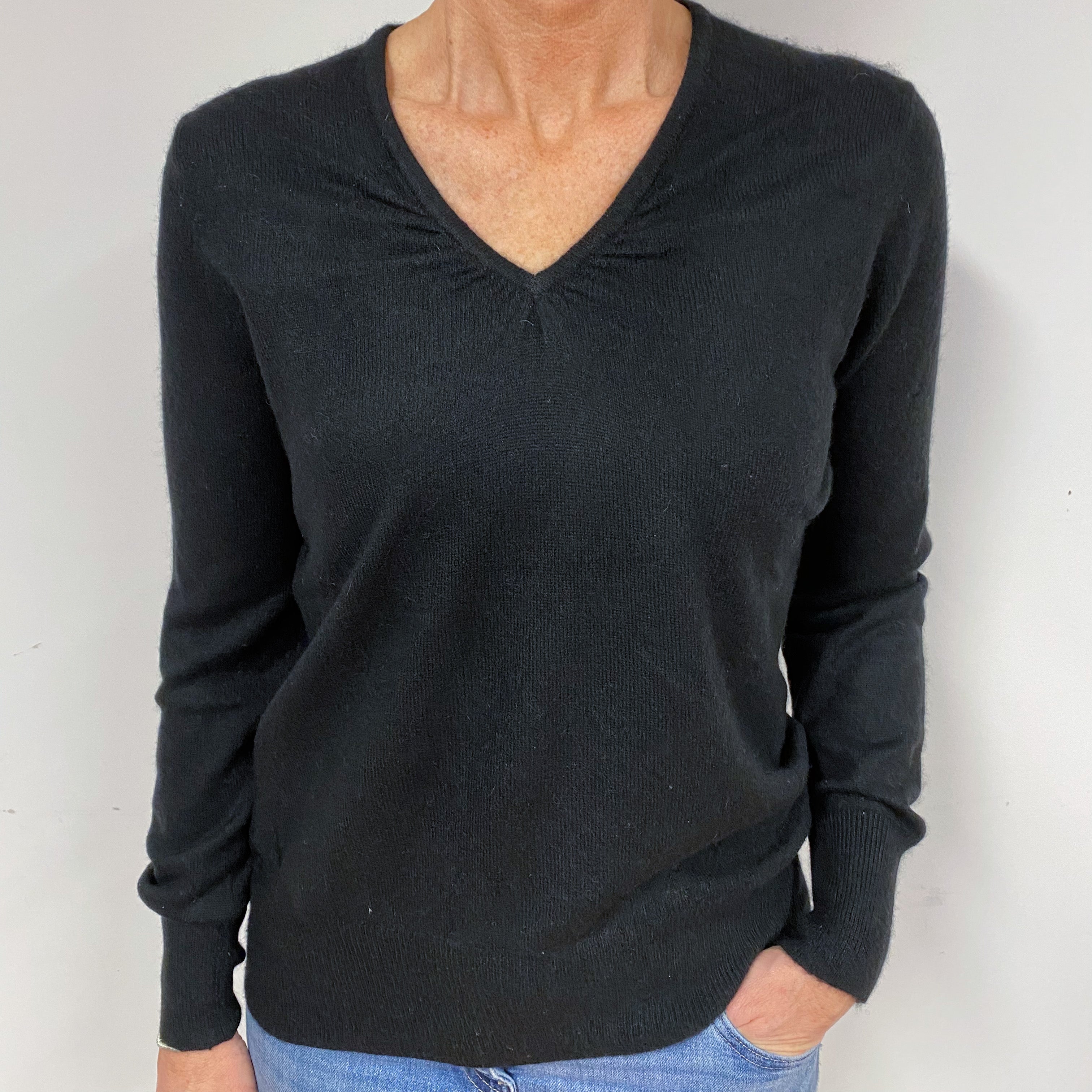 Black Cashmere V-Neck Jumper Medium