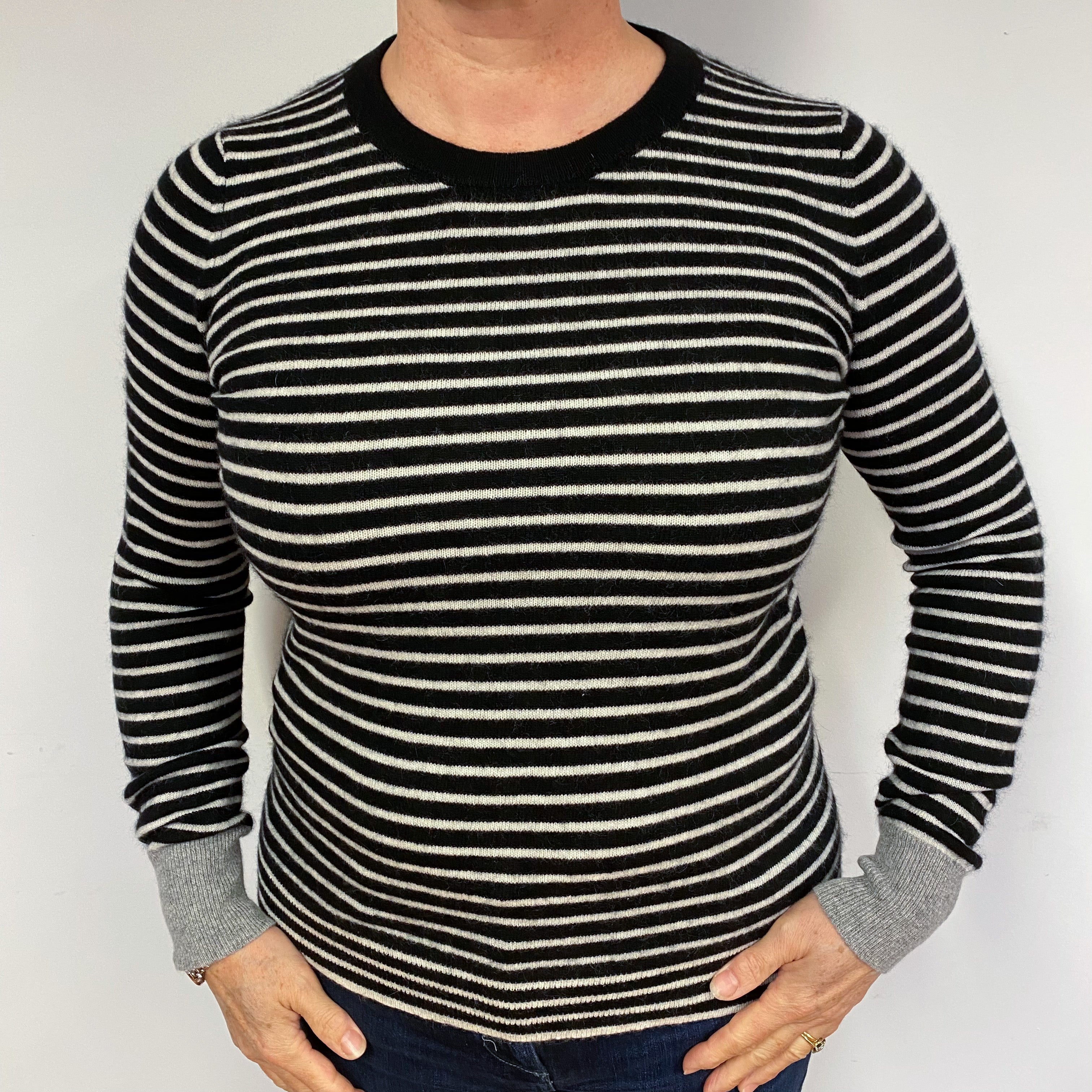 Ivory Striped Cashmere Crew Neck Jumper Large