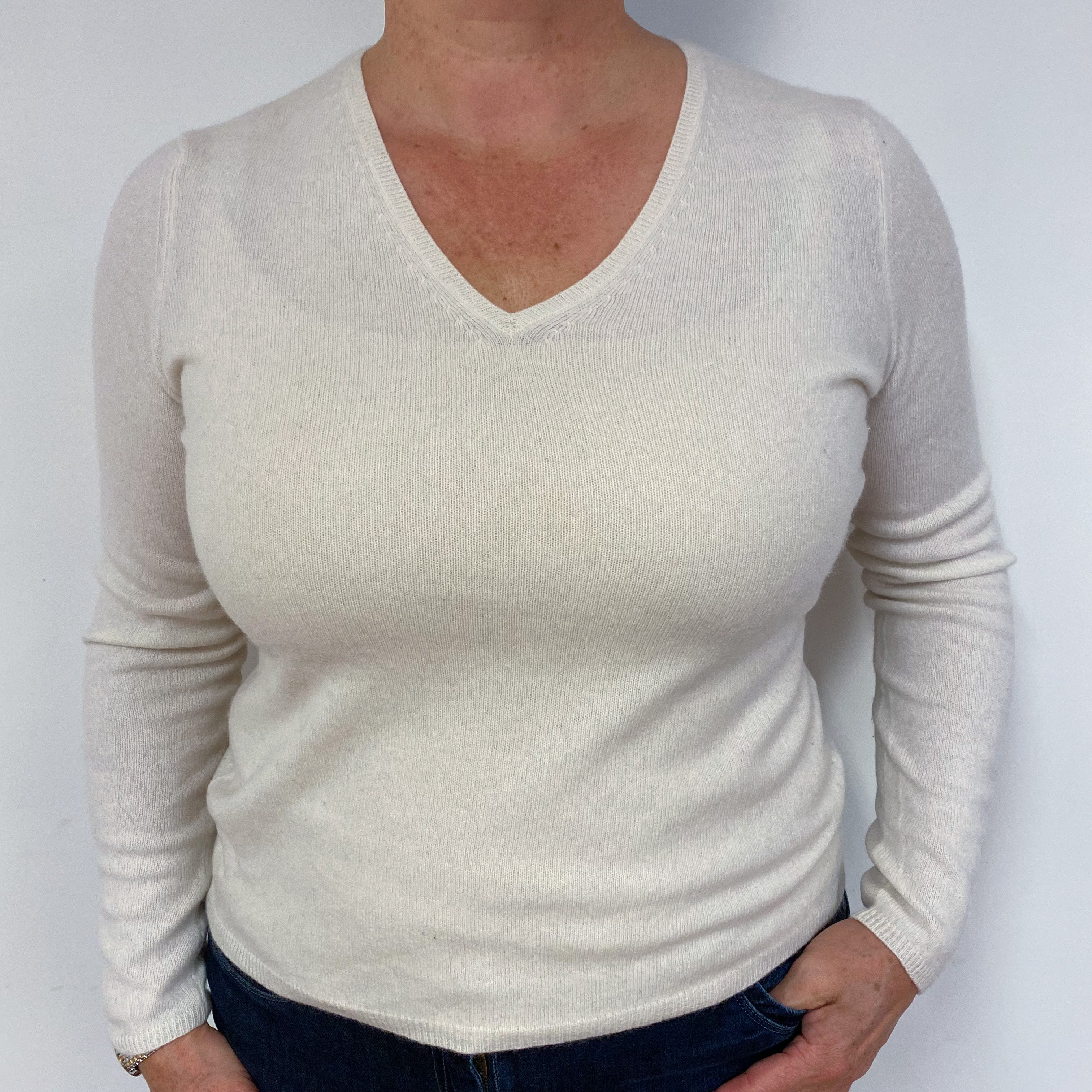 Vanilla Cream Cashmere V-Neck Jumper Large