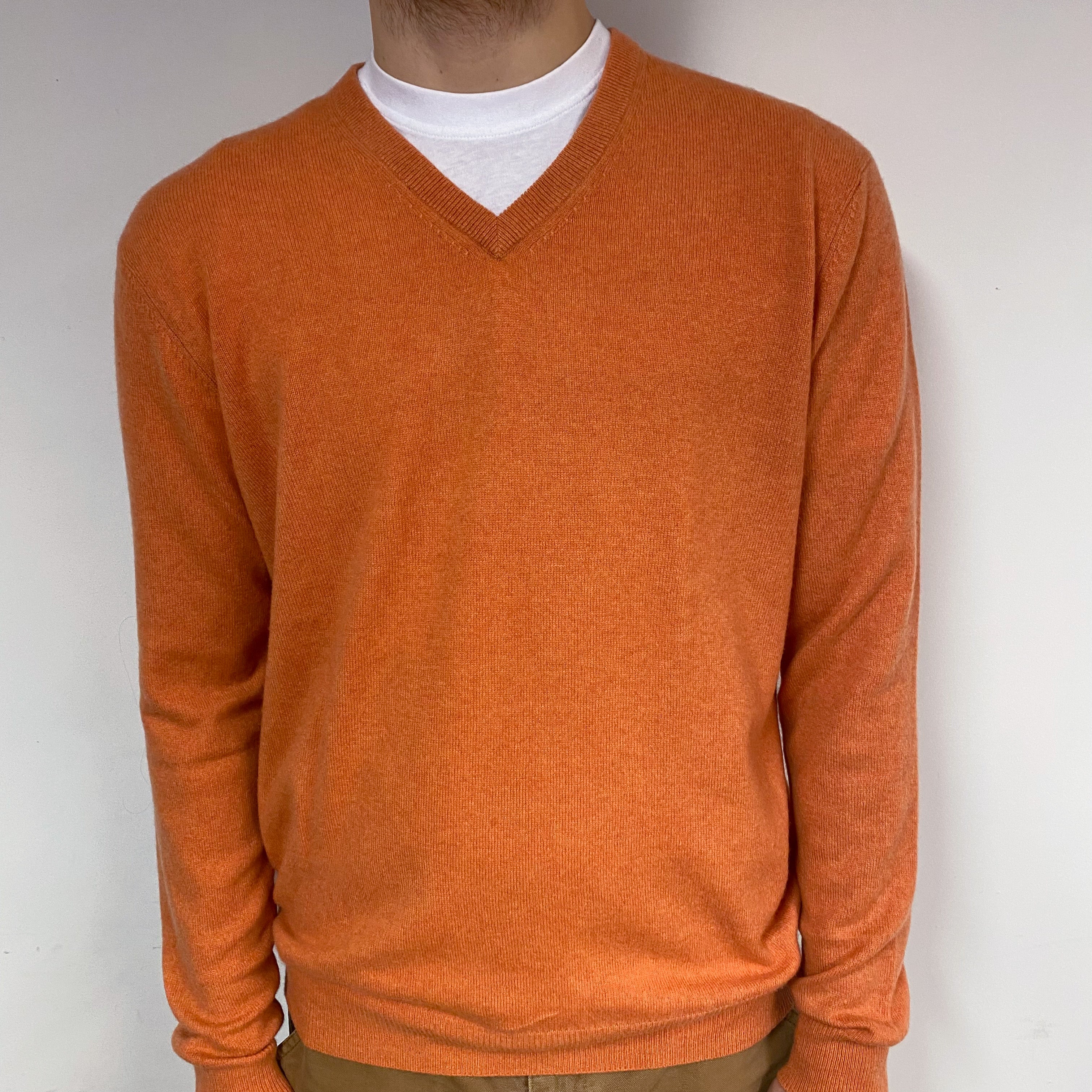 Men's Muted Orange Cashmere V-Neck Jumper Large