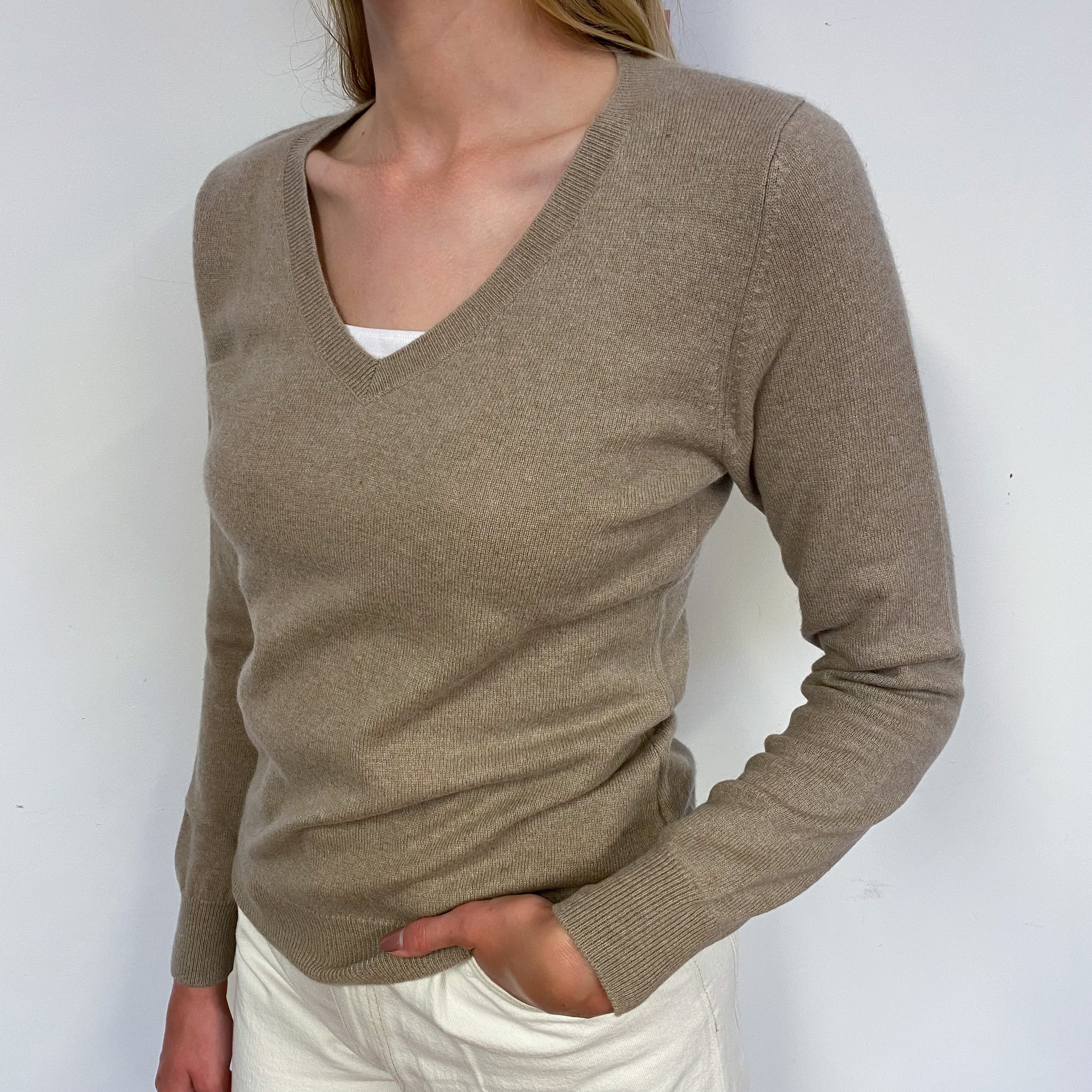 Fawn V Neck Jumper Small