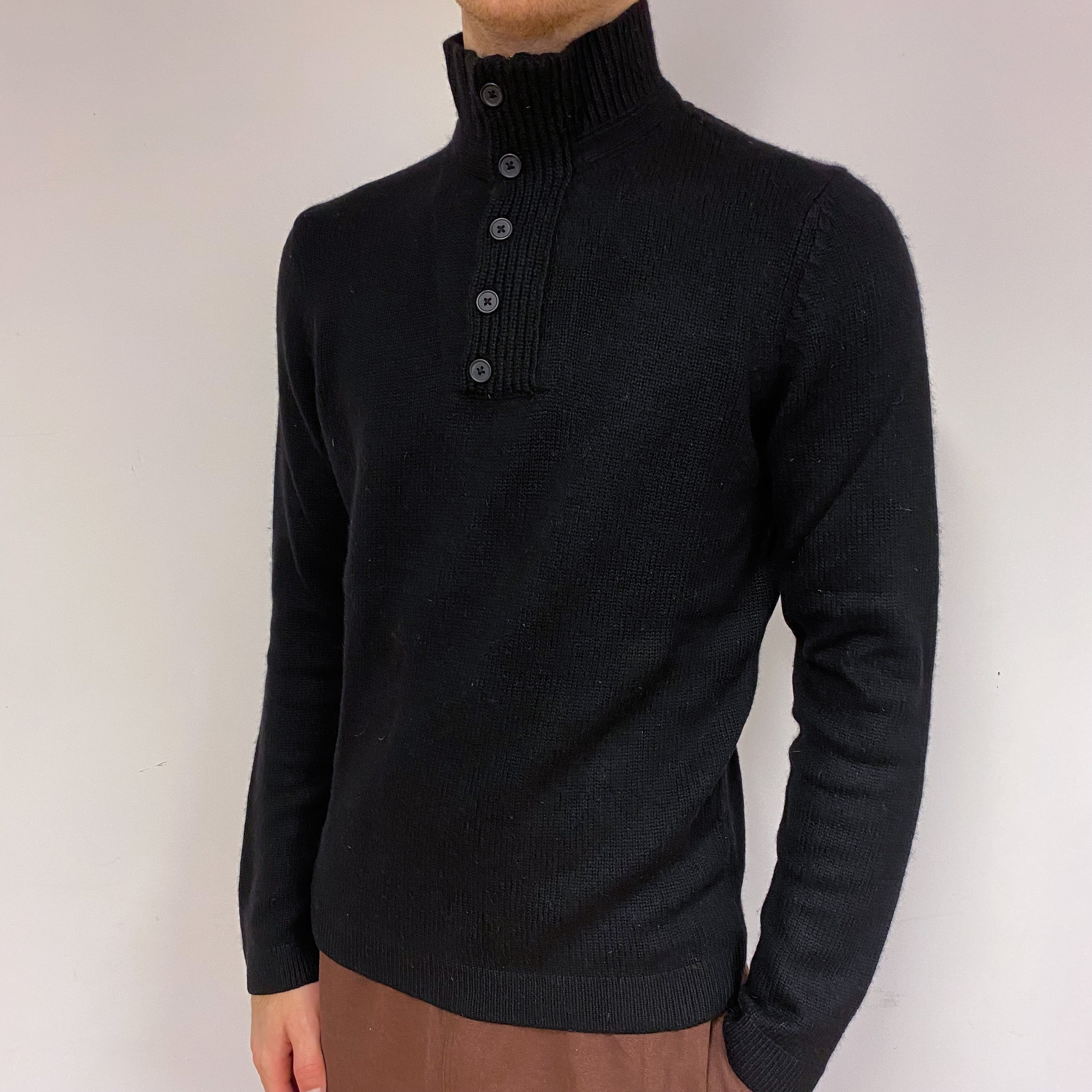 Men’s Black Buttoned Jumper Large