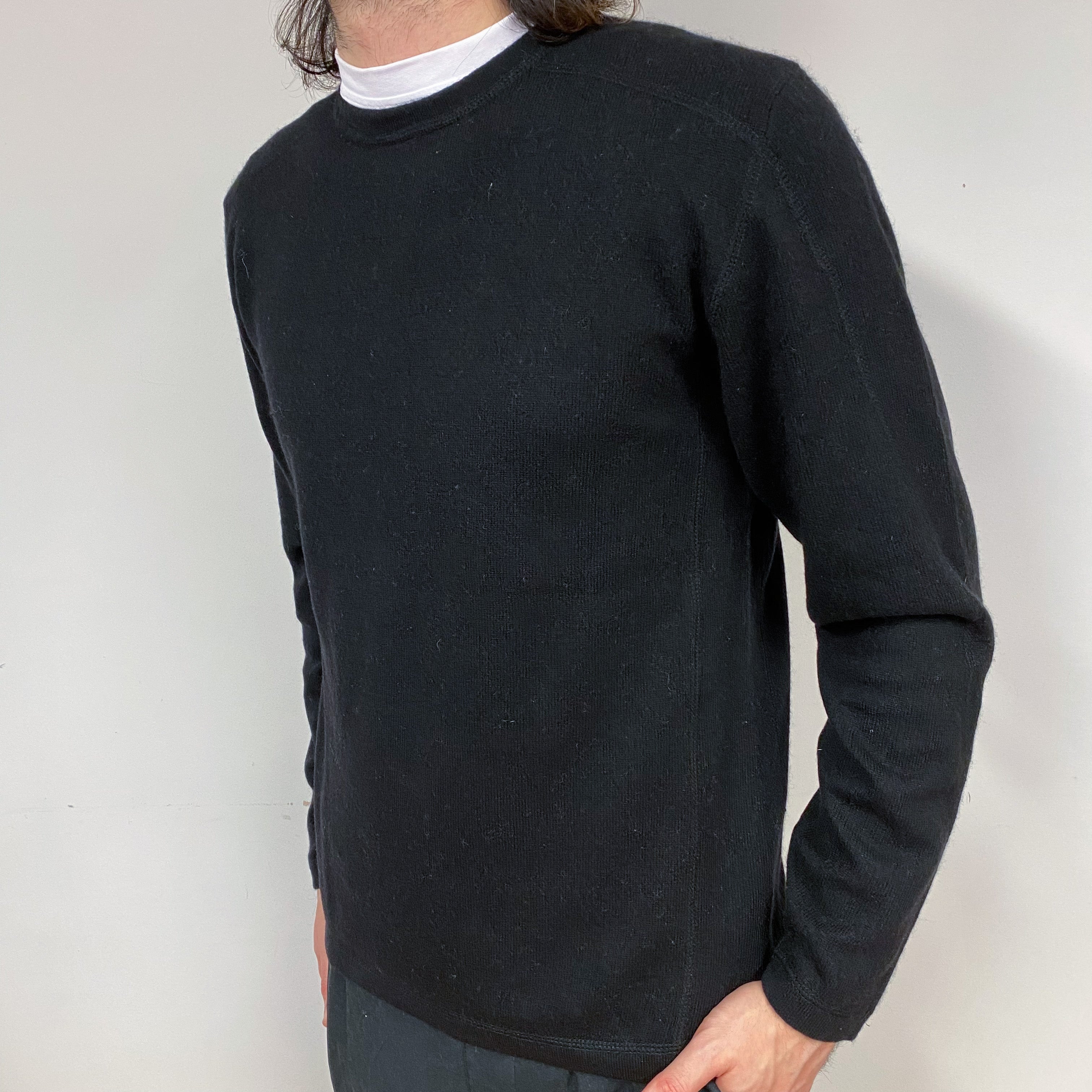 Men’s Black Cashmere Crew Neck Jumper Small