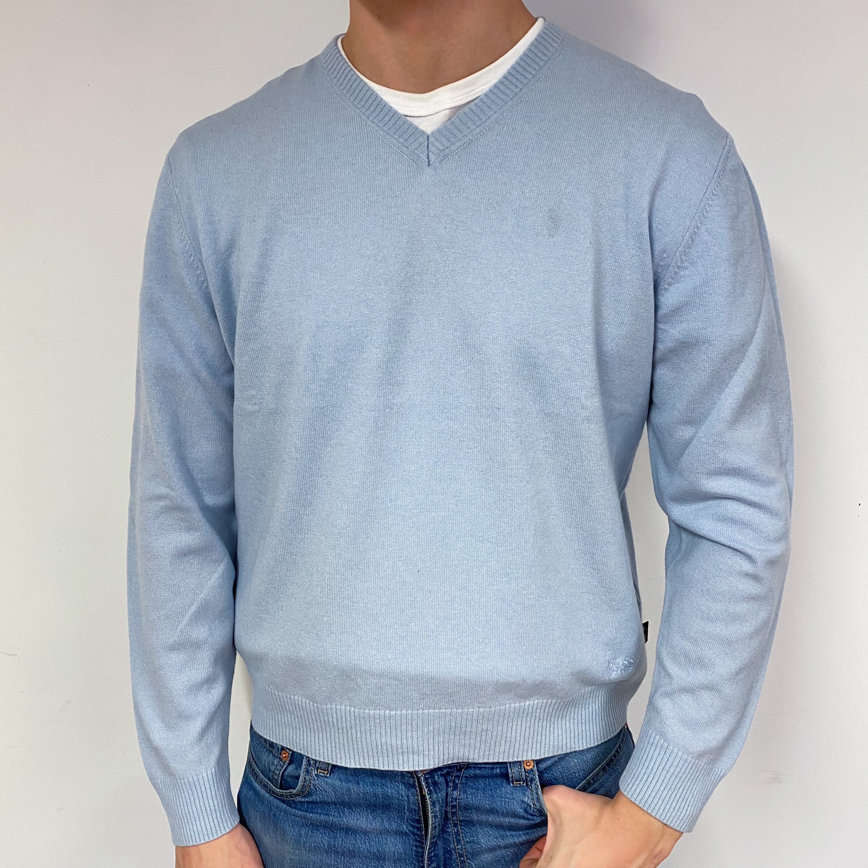 Men’s Powder Blue Hugo Boss V-Neck Jumper Extra Large