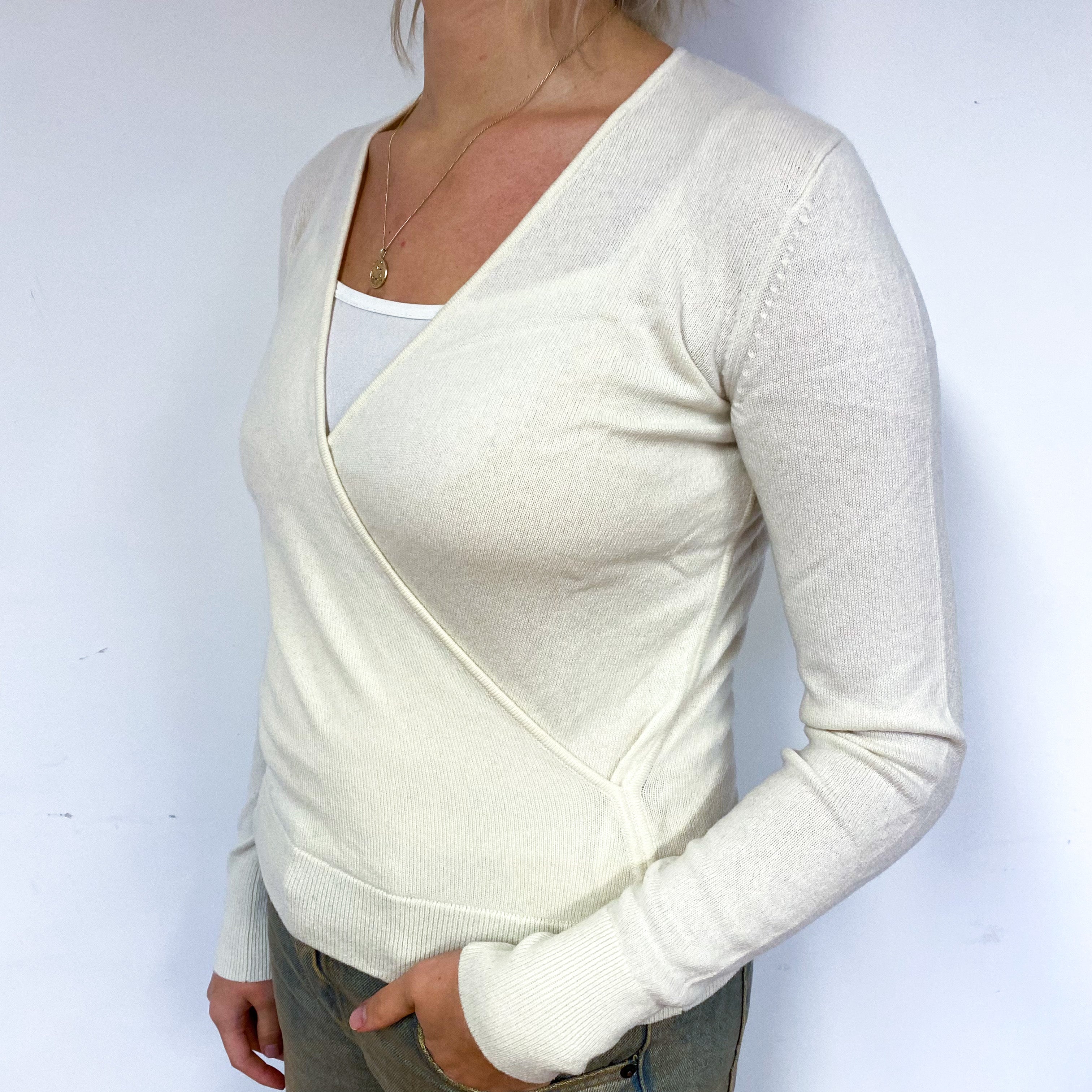 Cream Cross-Over Cashmere V-Neck Jumper Small