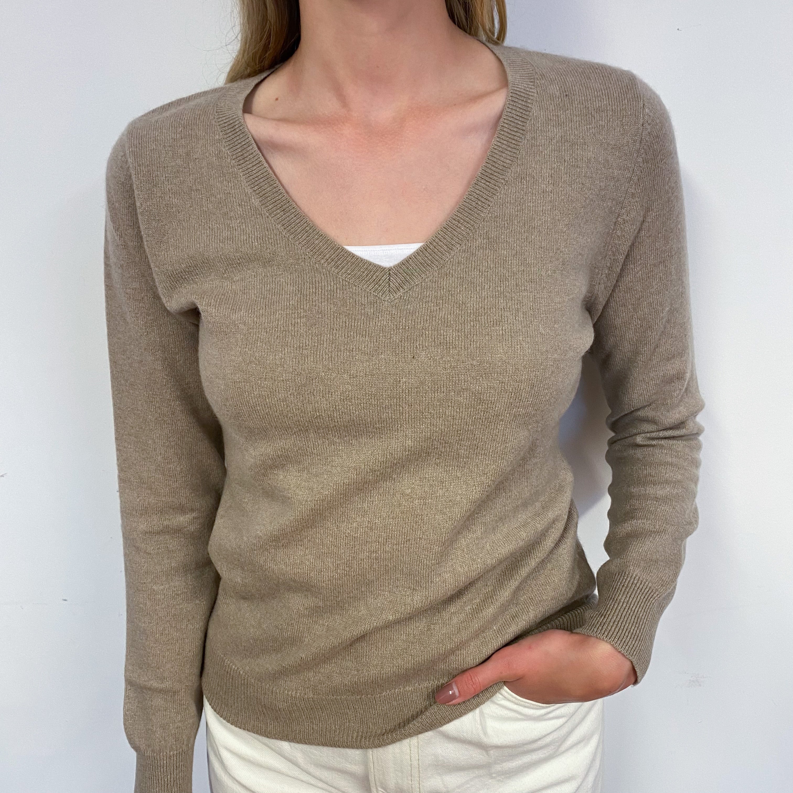 Fawn V Neck Jumper Small