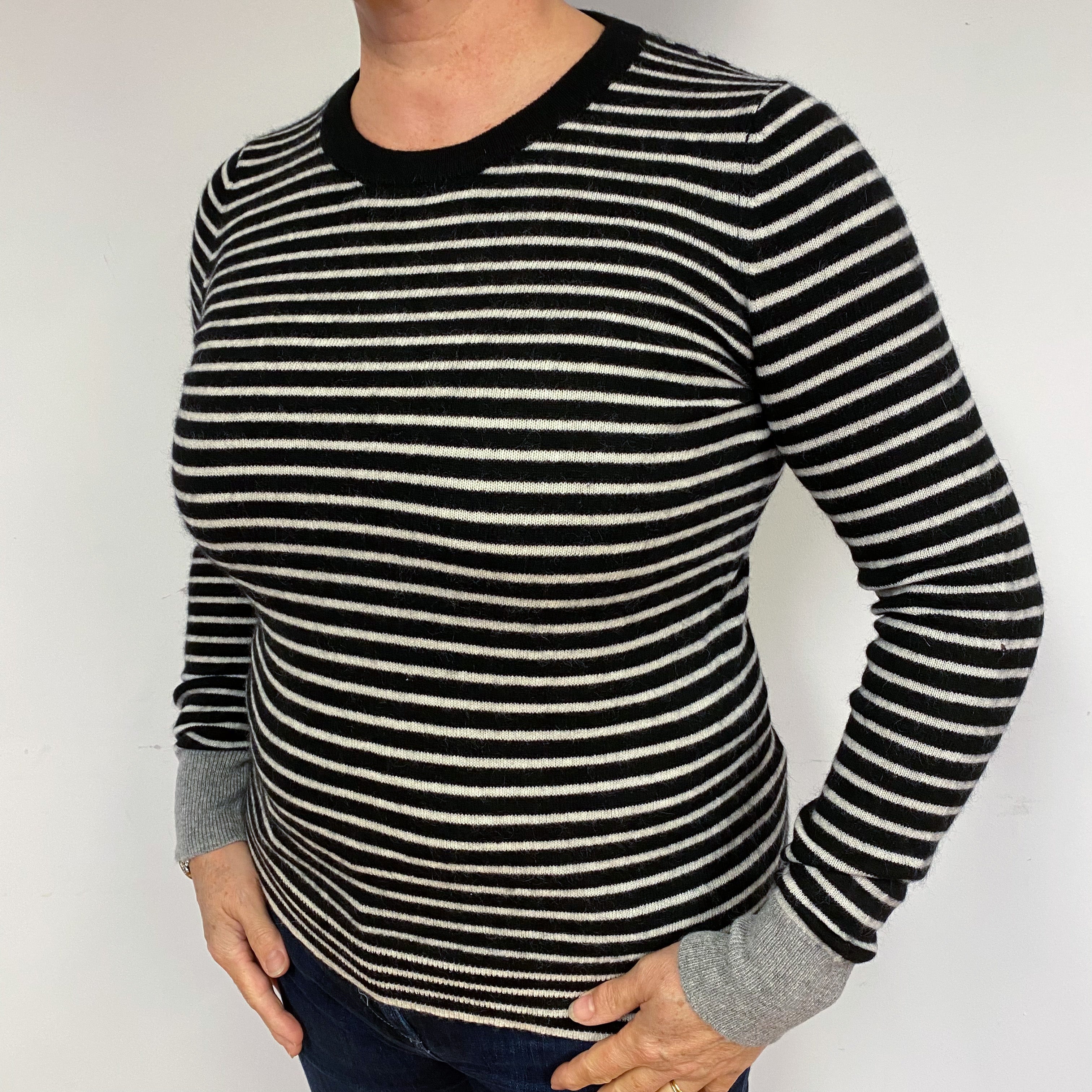 Ivory Striped Cashmere Crew Neck Jumper Large