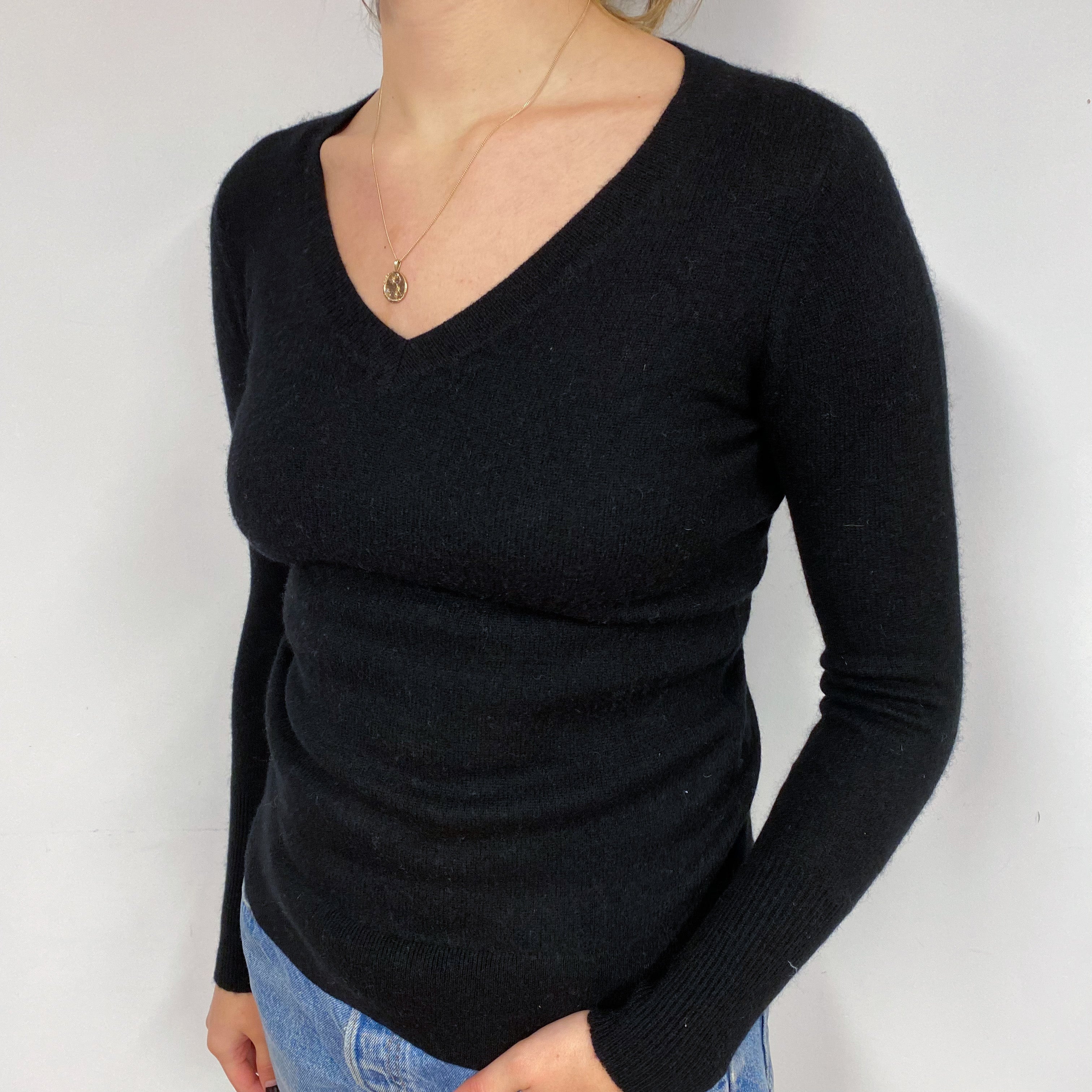 Black Cashmere V-Neck Jumper Small