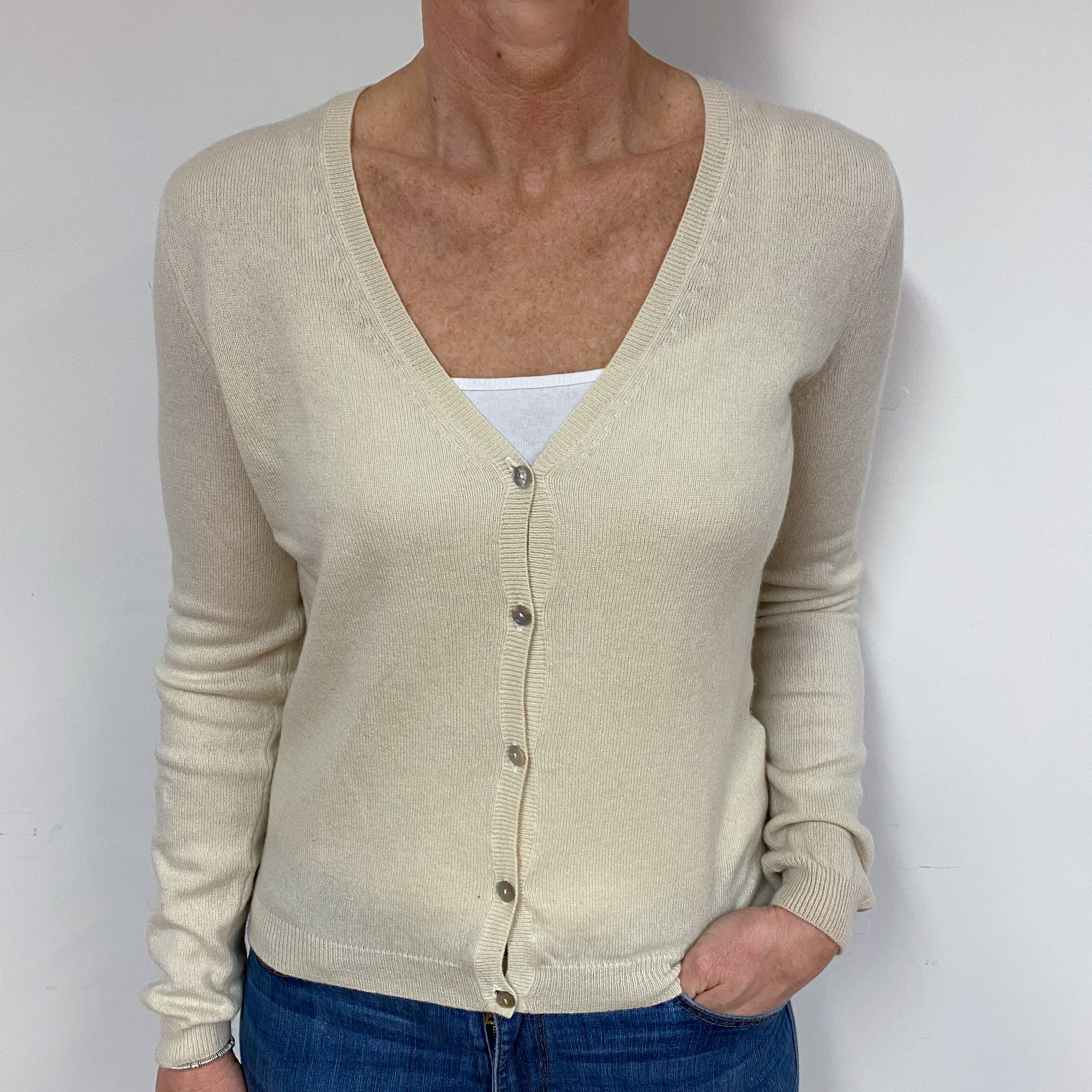 Vanilla Cream Cashmere V-Neck Cardigan Medium