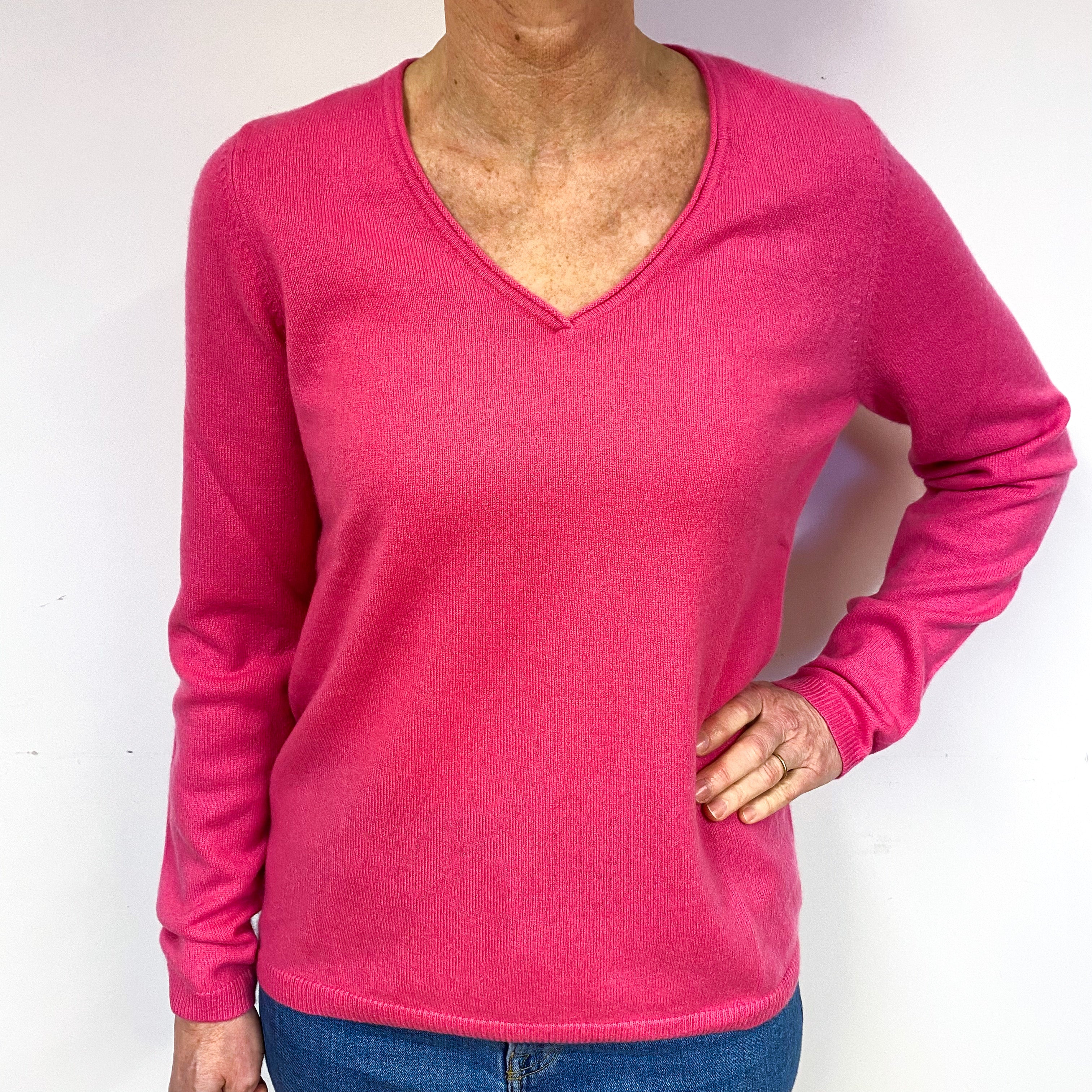 Lupin Pink Cashmere V-Neck Jumper Medium